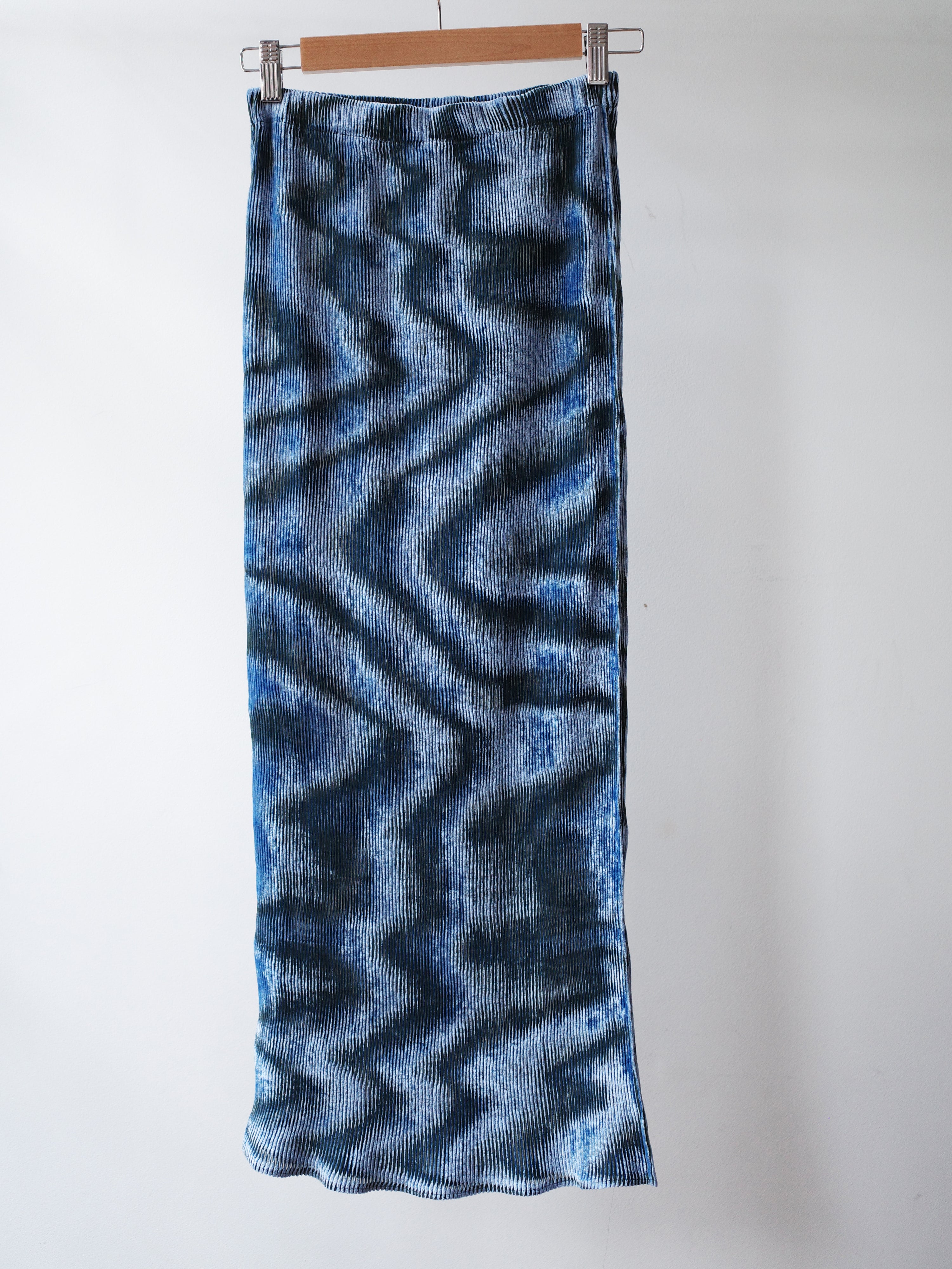 Issey Miyake Futuristic Blue Velvet Pleated Midi Skirt –Water 水