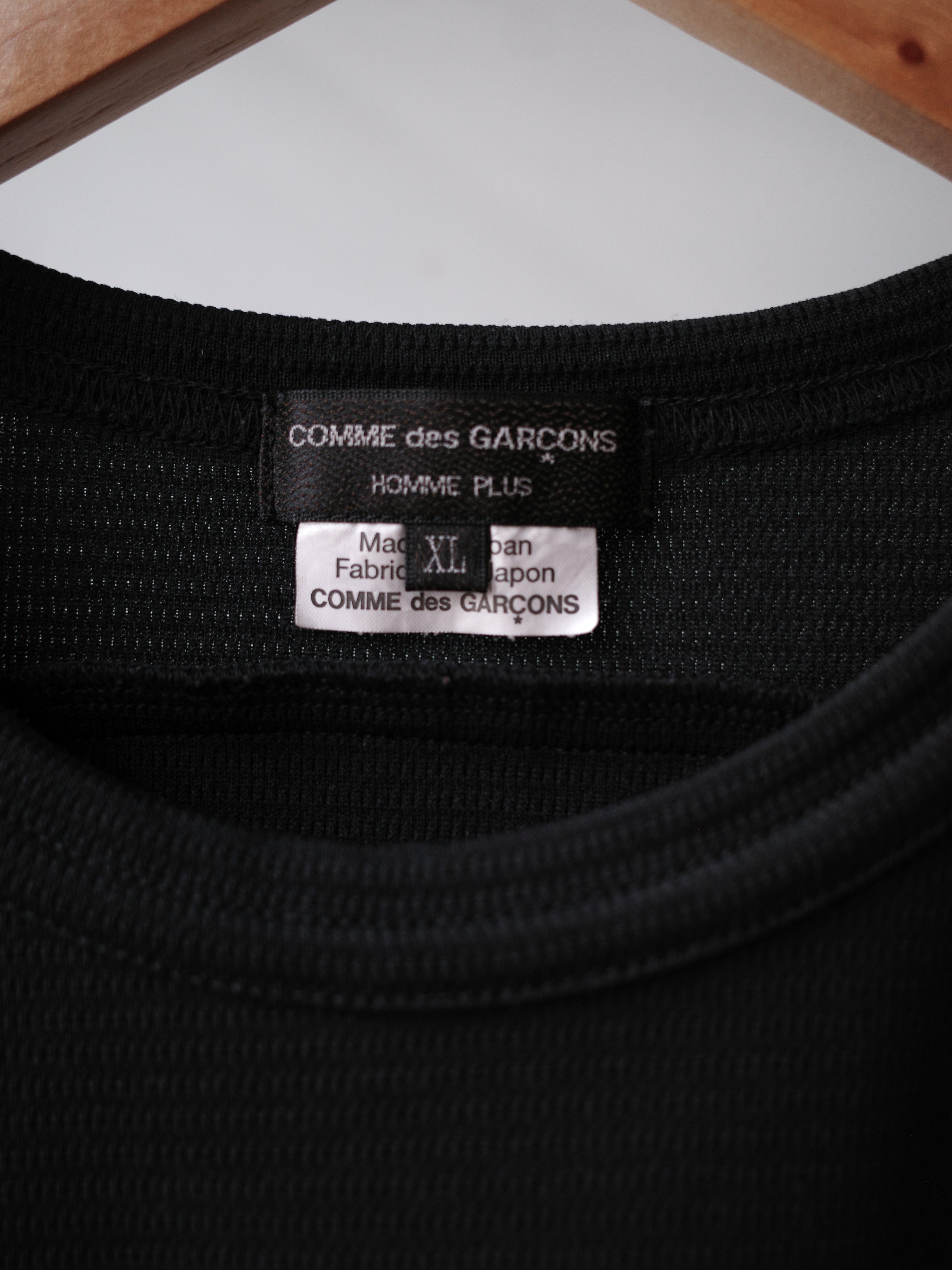 COMME des GARÇONS Homme Plus Technical Panelled T-Shirt – METAL 金