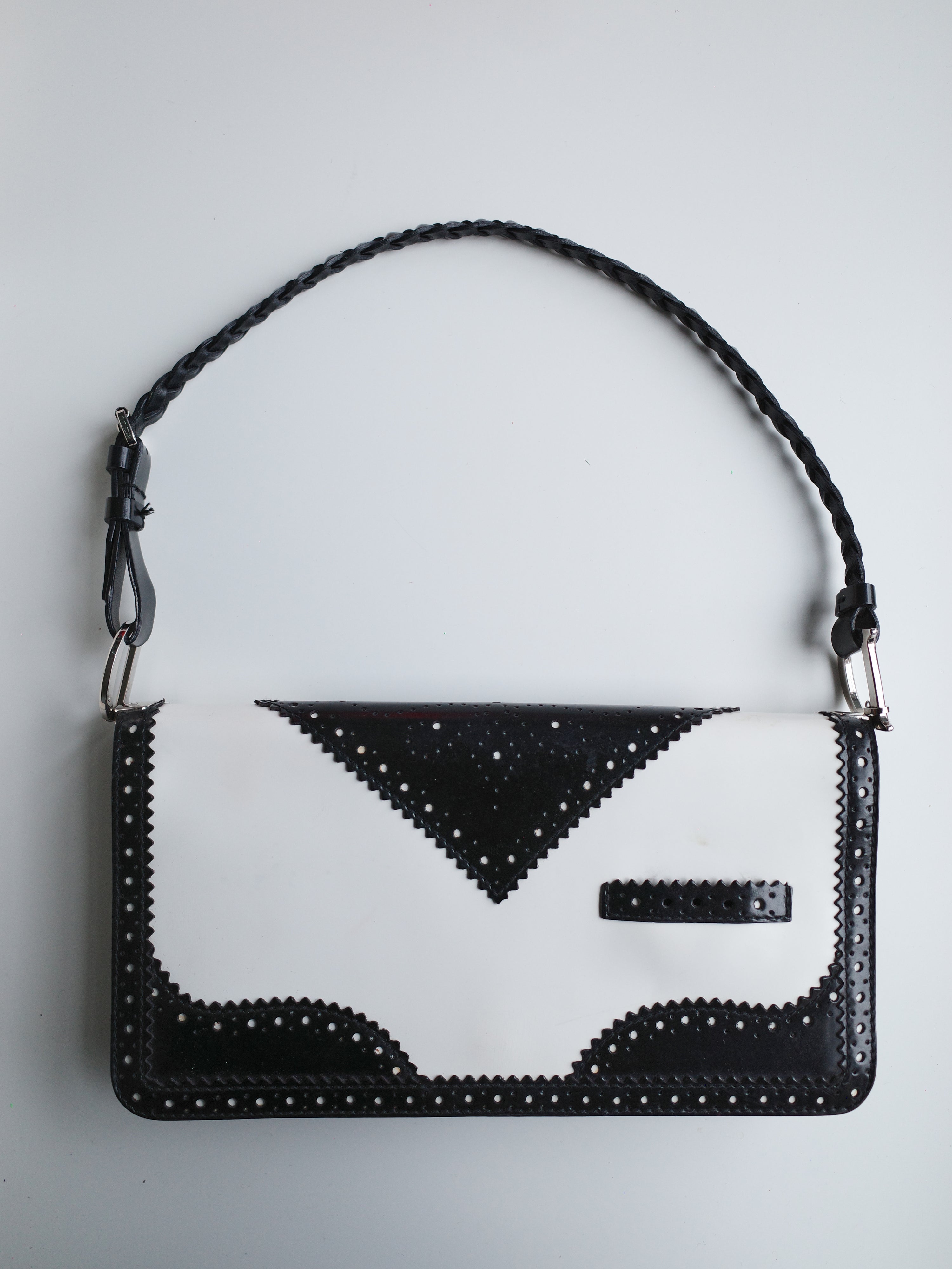 Christian Dior Black & White Pierced Edge Leather Shoulder Bag – METAL 金