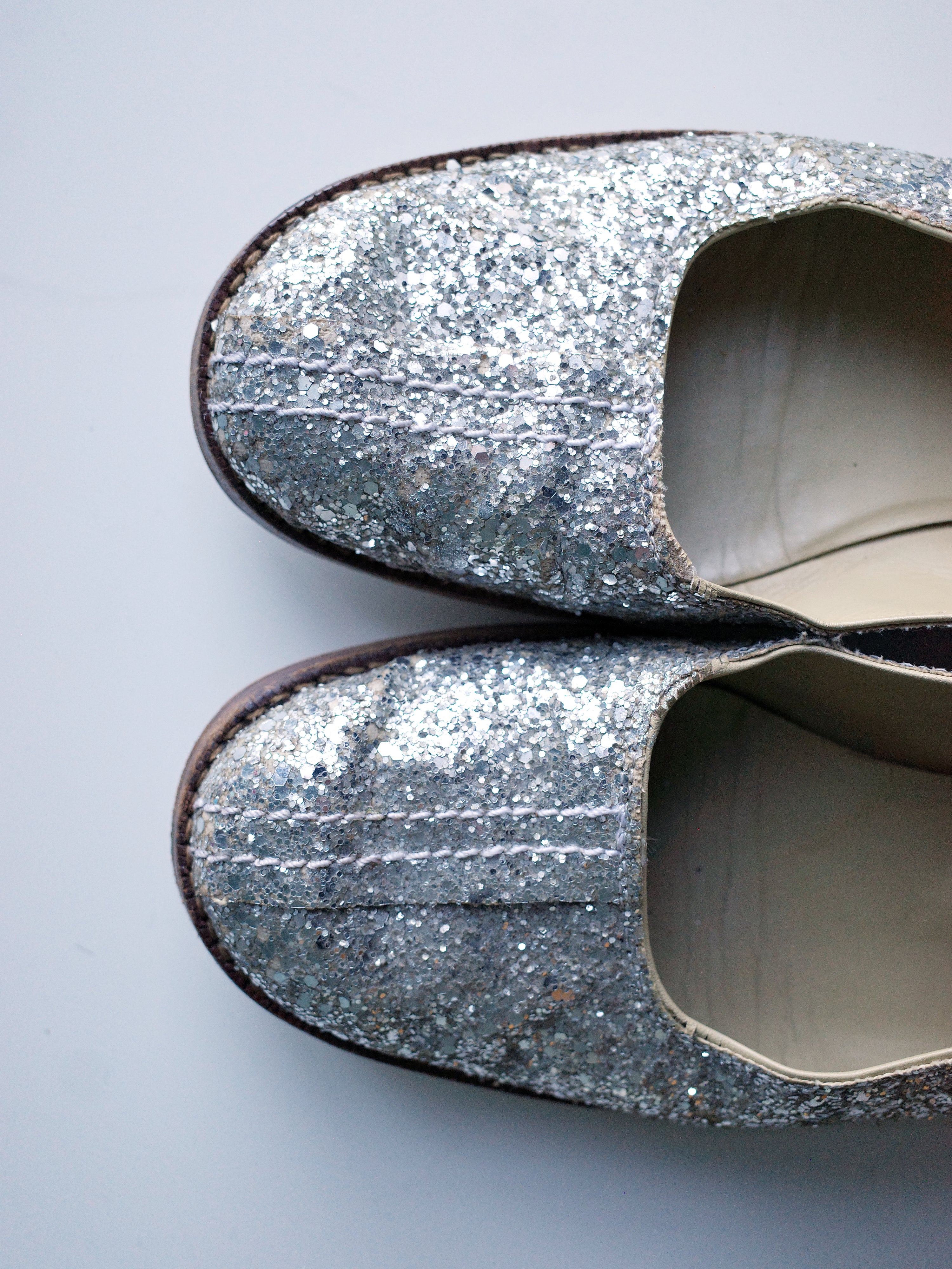 COMME des GARÇONS Glitter Mary Jane Shoes – METAL 金