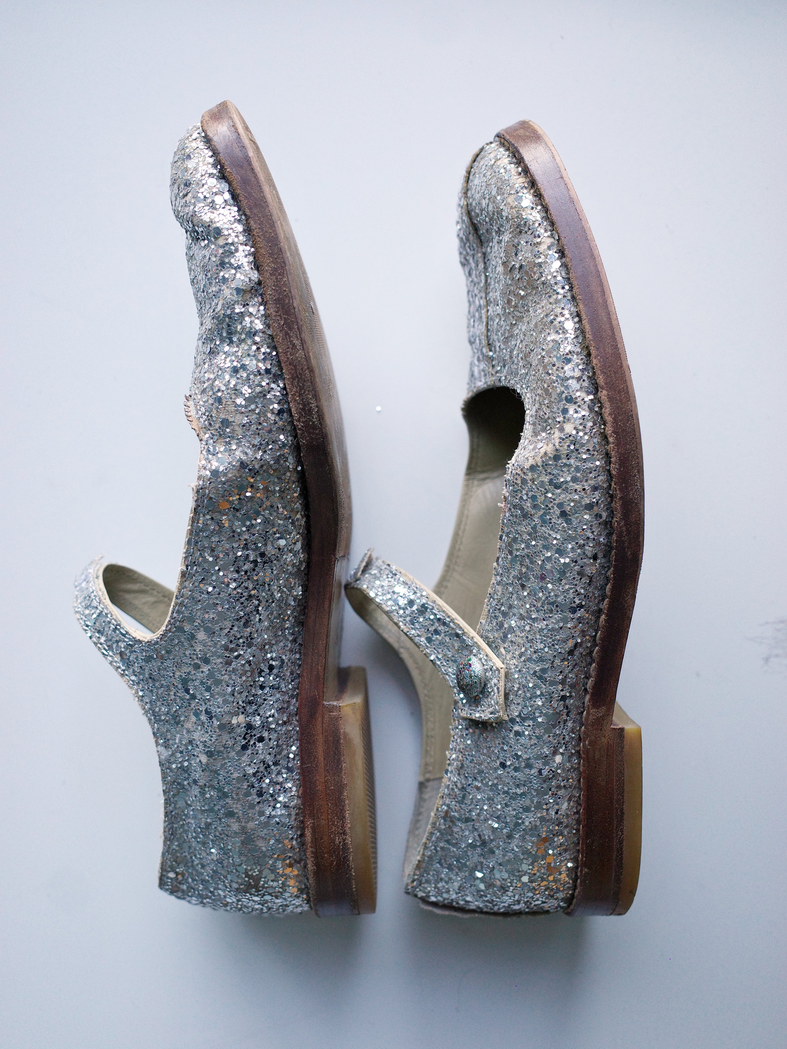COMME des GARÇONS Glitter Mary Jane Shoes – METAL 金