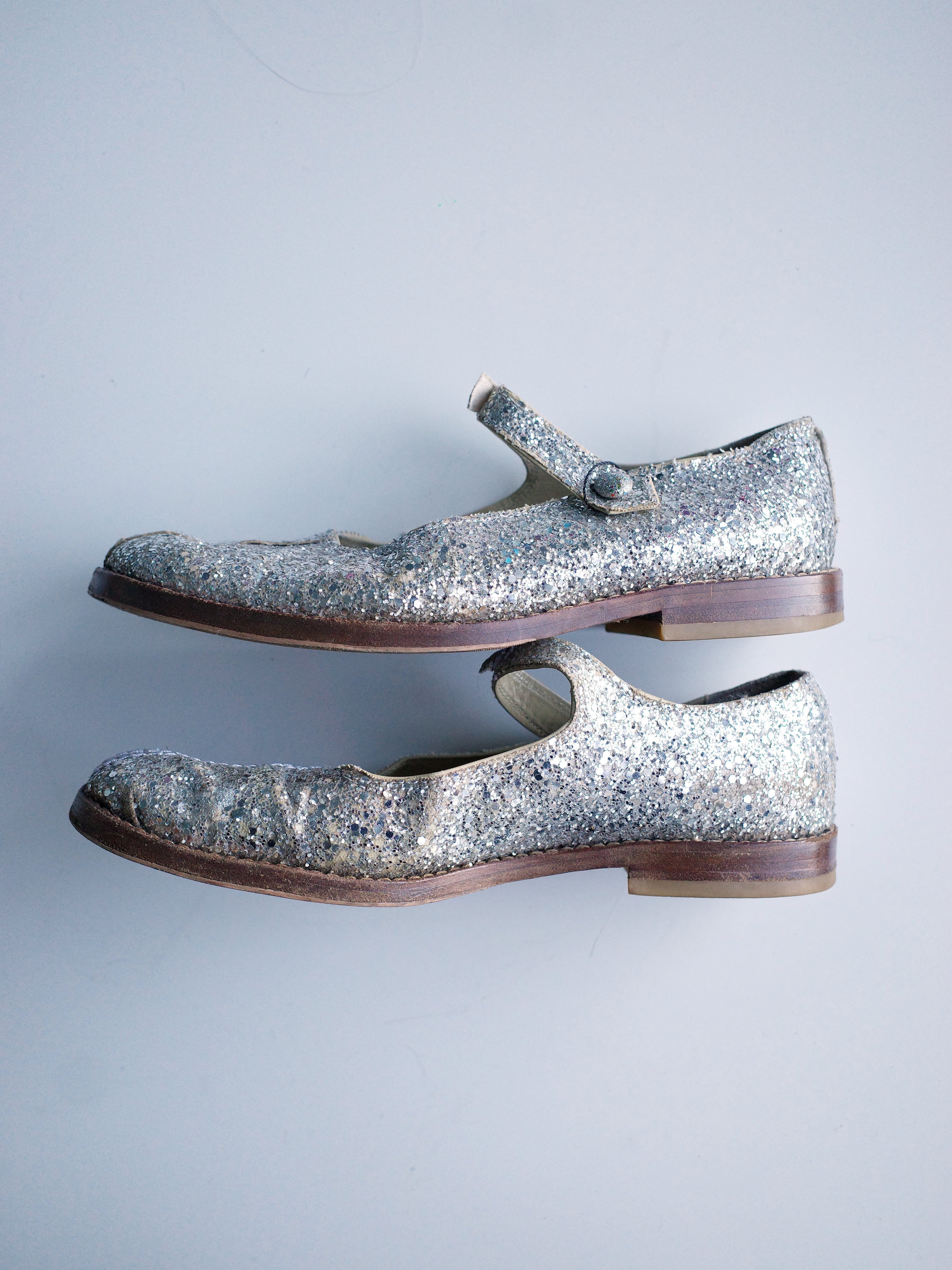 COMME des GARÇONS Glitter Mary Jane Shoes – METAL 金