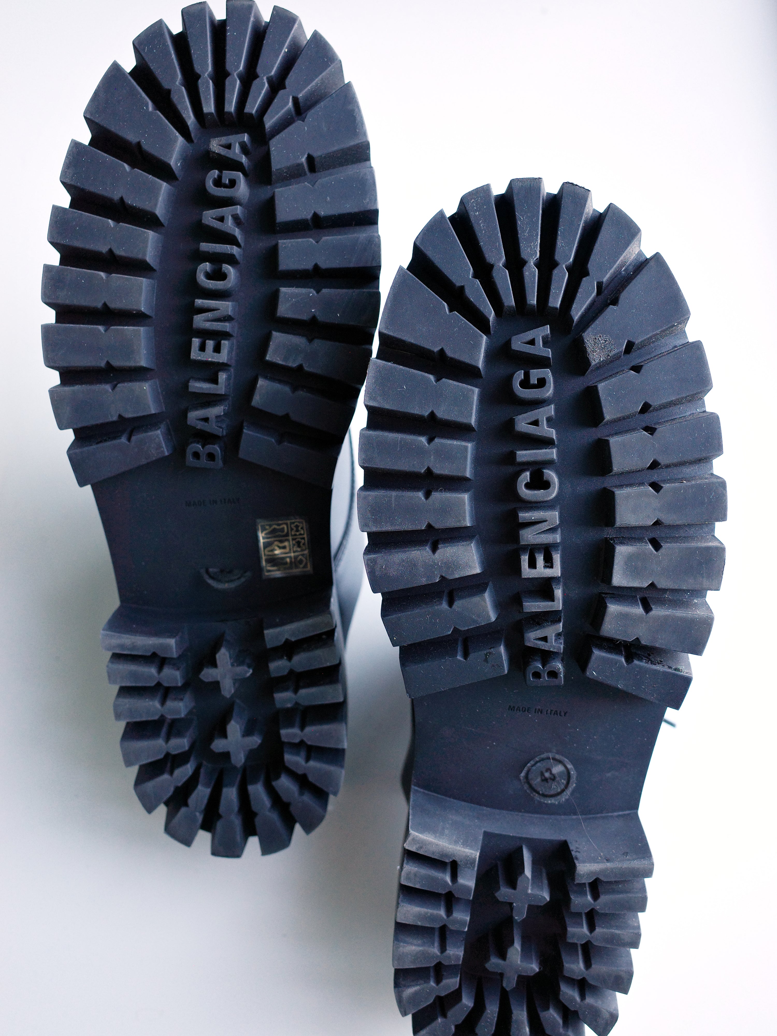 Balenciaga Platform Derby Leather Mules – EARTH 土