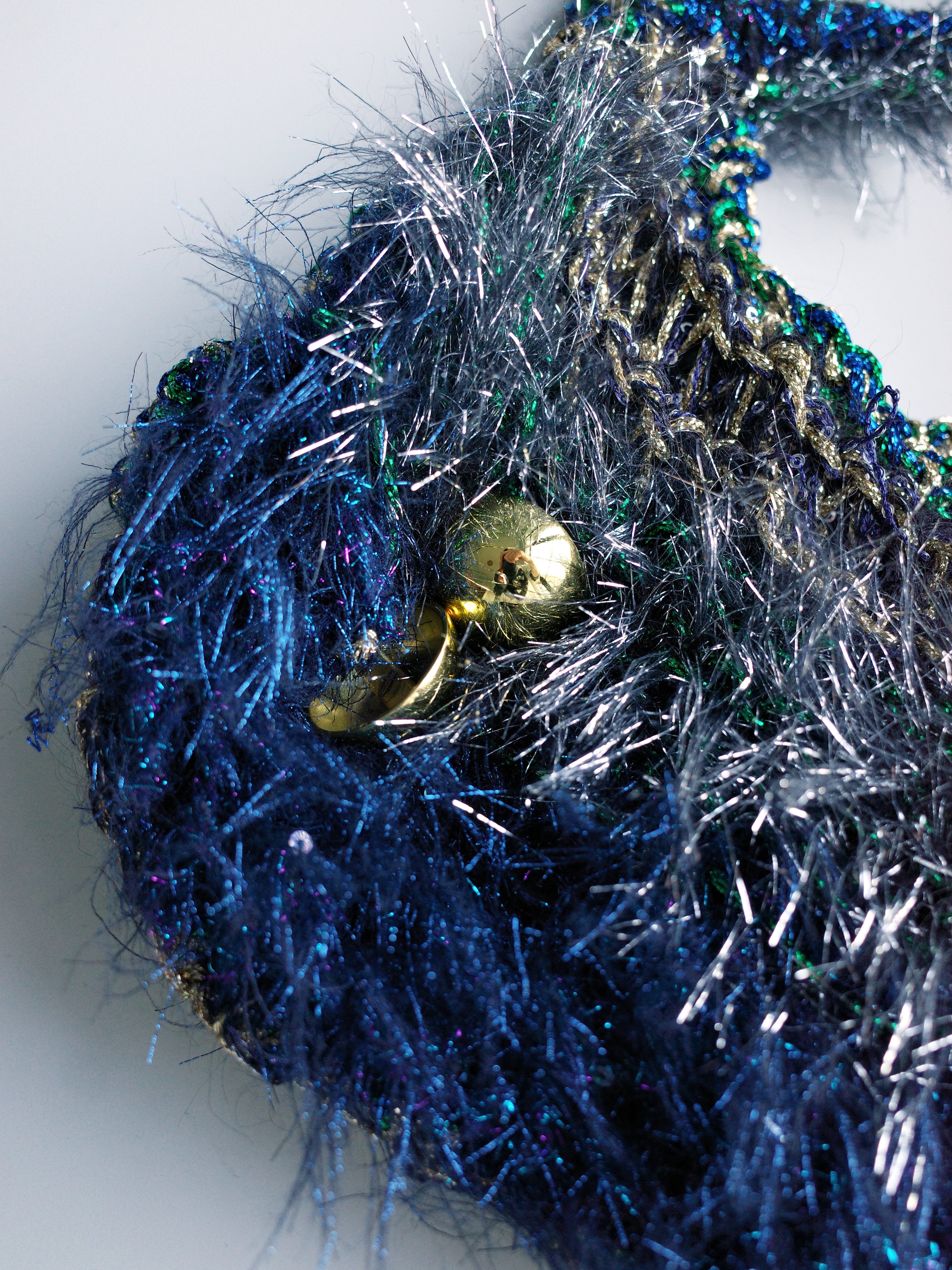 PE99Y YAN9 Moss-Metallic Hand-Crocheted Alien Terrain Bag – METAL 金