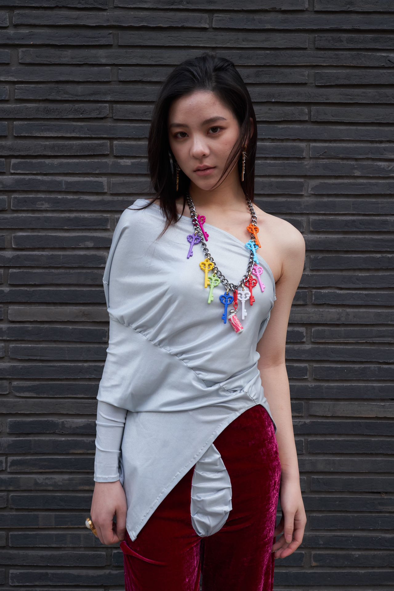 PE99Y YAN9 Pearl Jersey Ruched Asymmetric Top – METAL 金