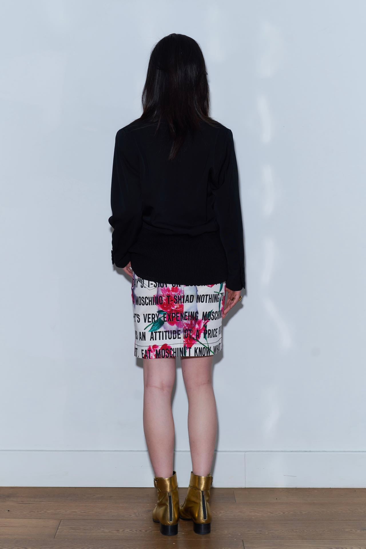 MOSCHINO Couture Text-Print Rose Chain Skirt – FIRE 火