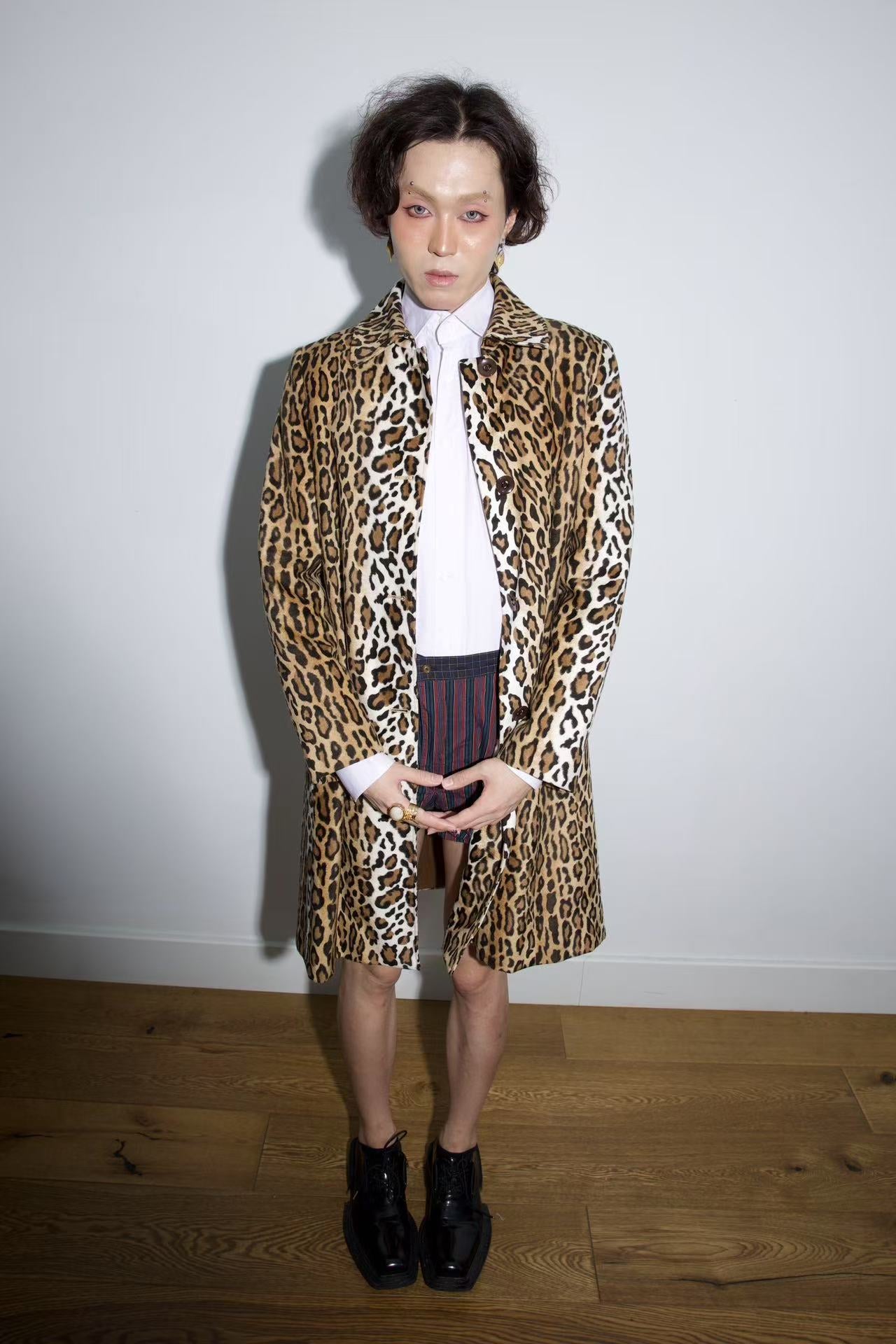 Moschino Cheap and Chic Leopard Print Coat – FIRE 火