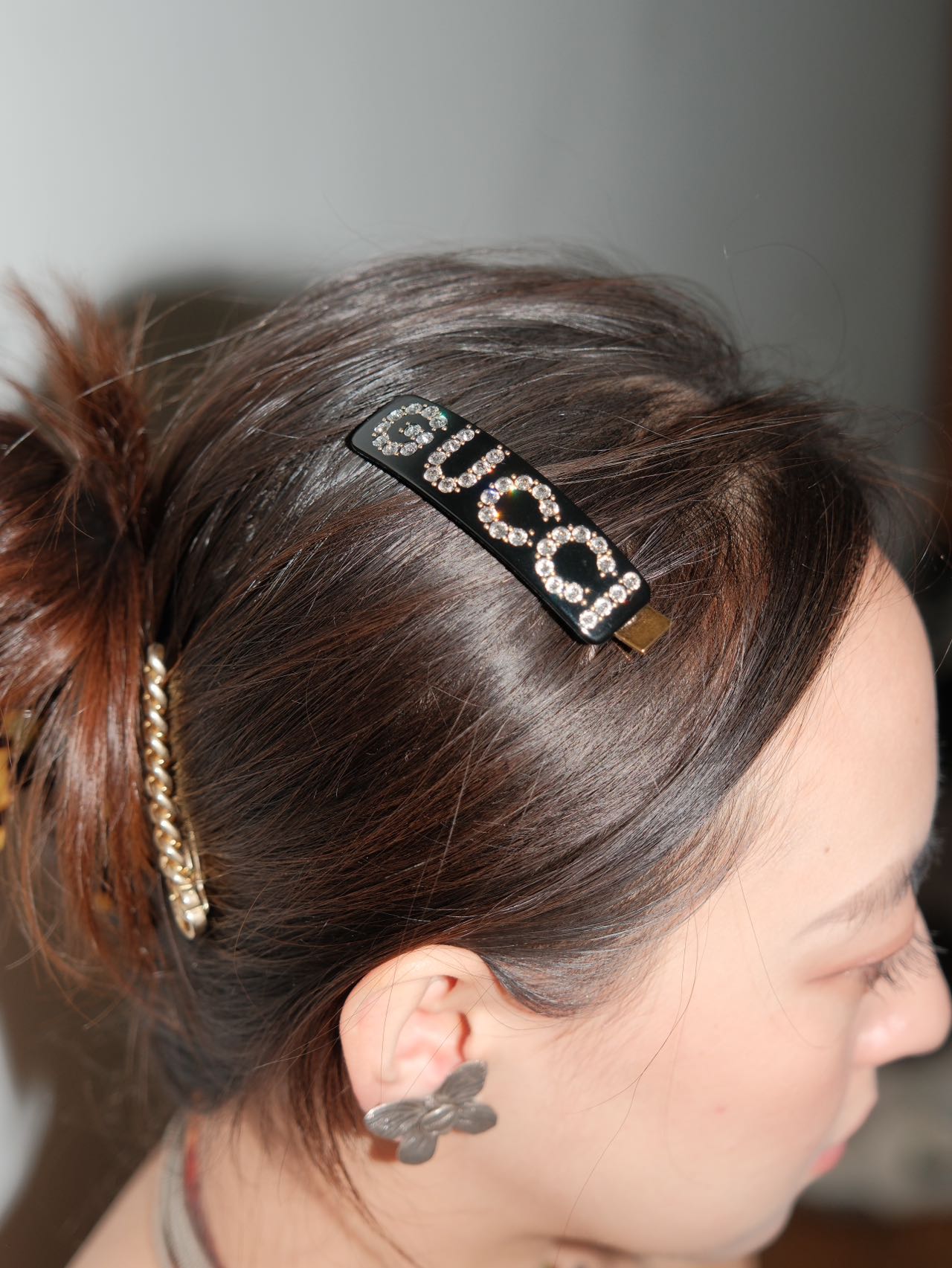 GUCCI Crystal Logo Hair Clip – METAL 金