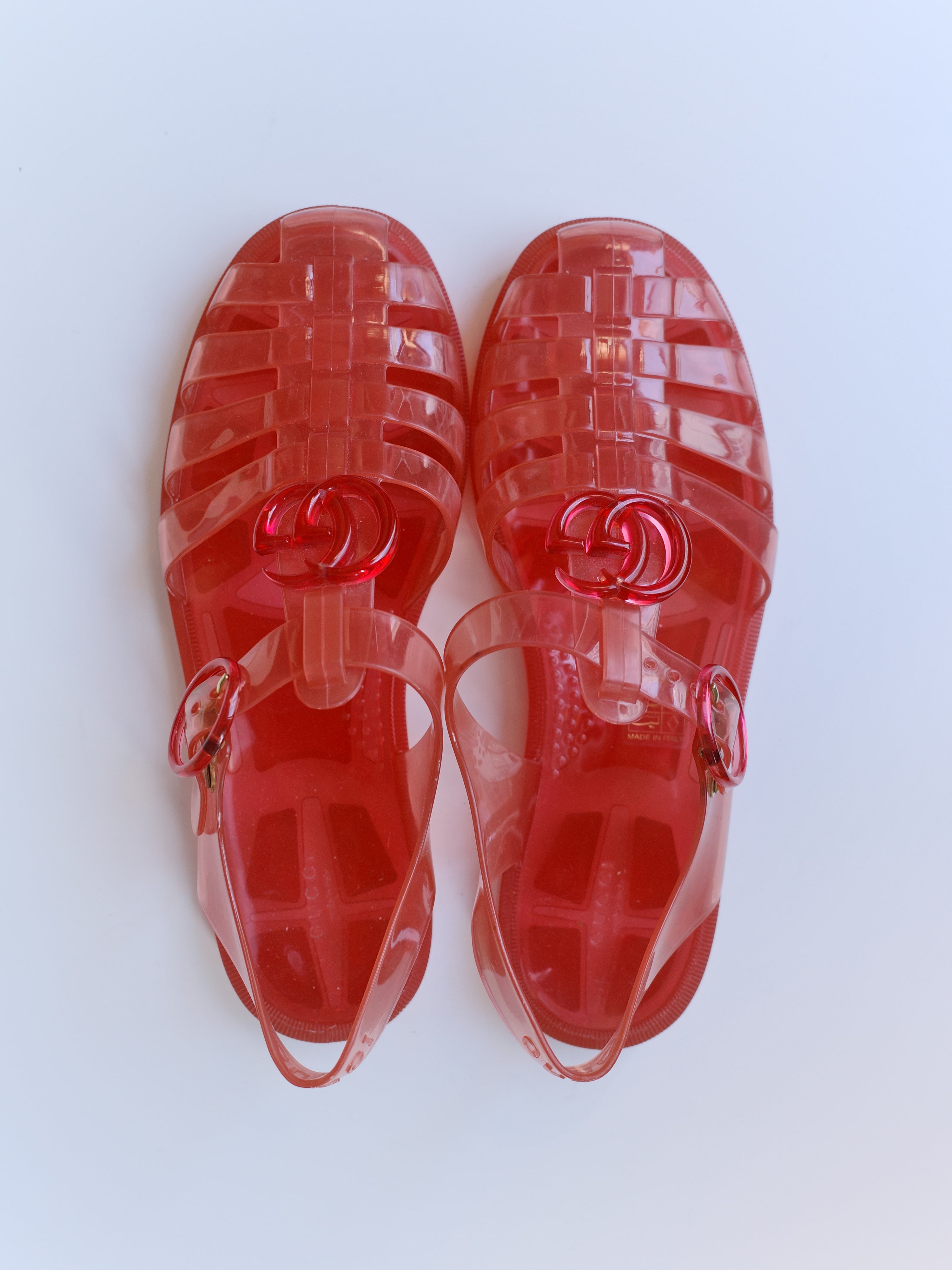 Gucci Red Jelly Logo Sandals – FIRE 火
