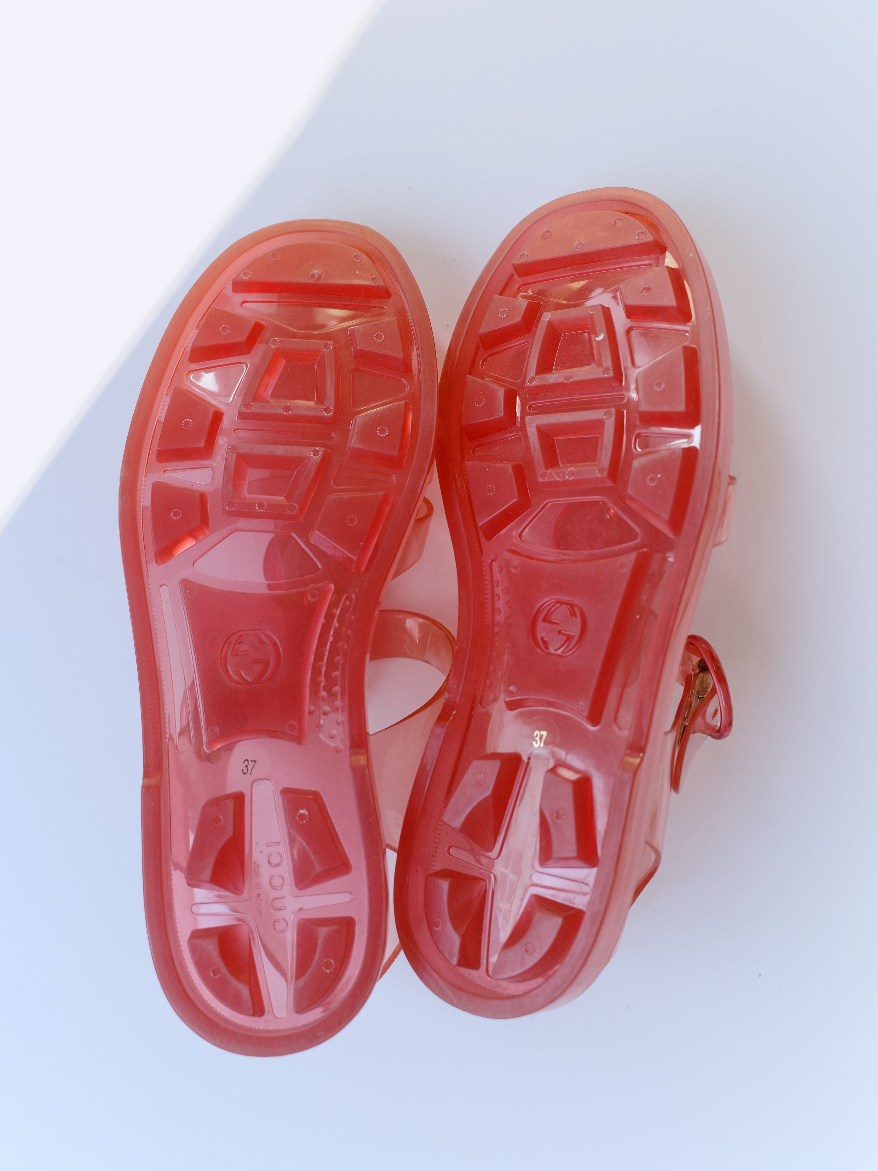 Gucci Red Jelly Logo Sandals – FIRE 火
