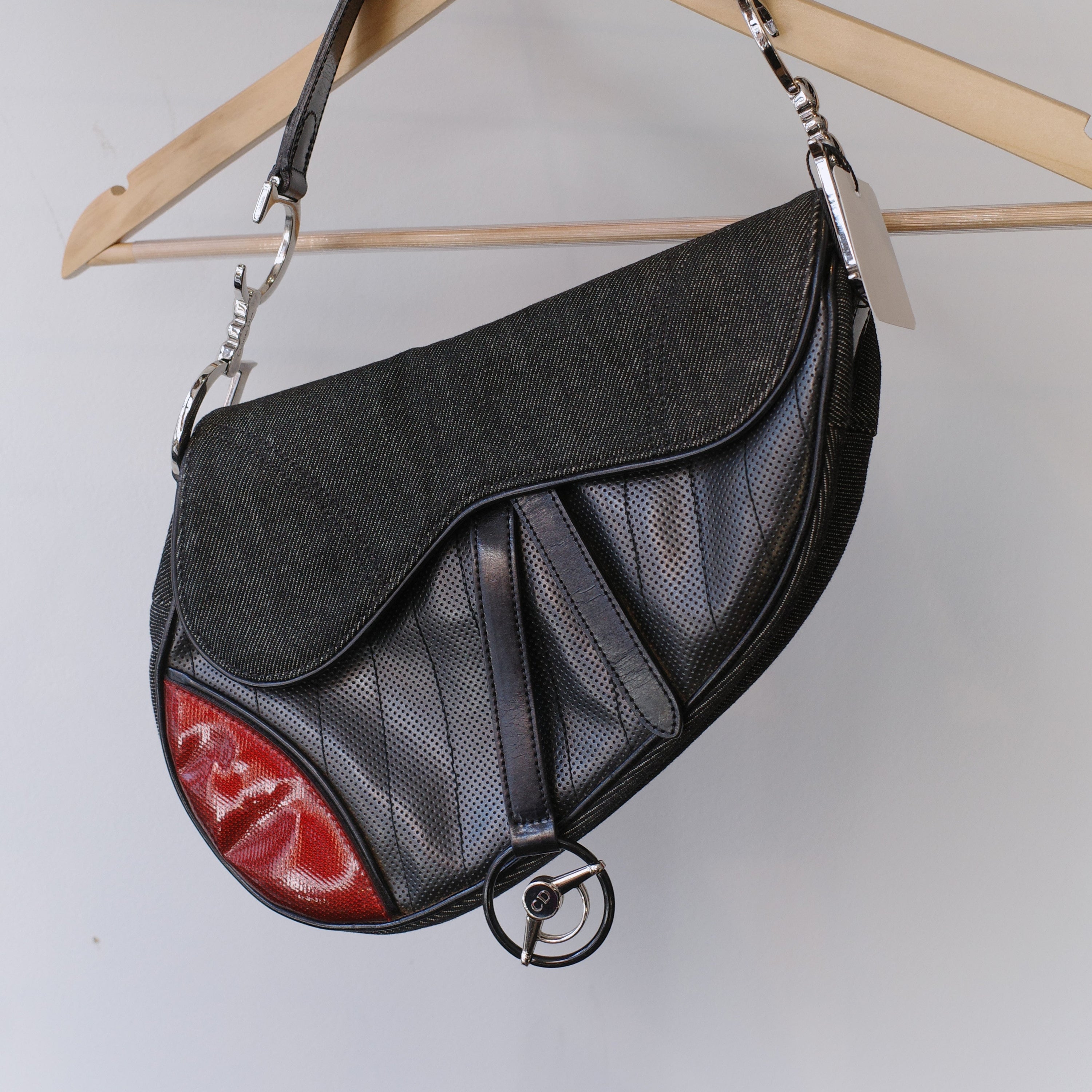 Christian Dior S/S 2001 “Cadillac” Saddle Bag – METAL 金