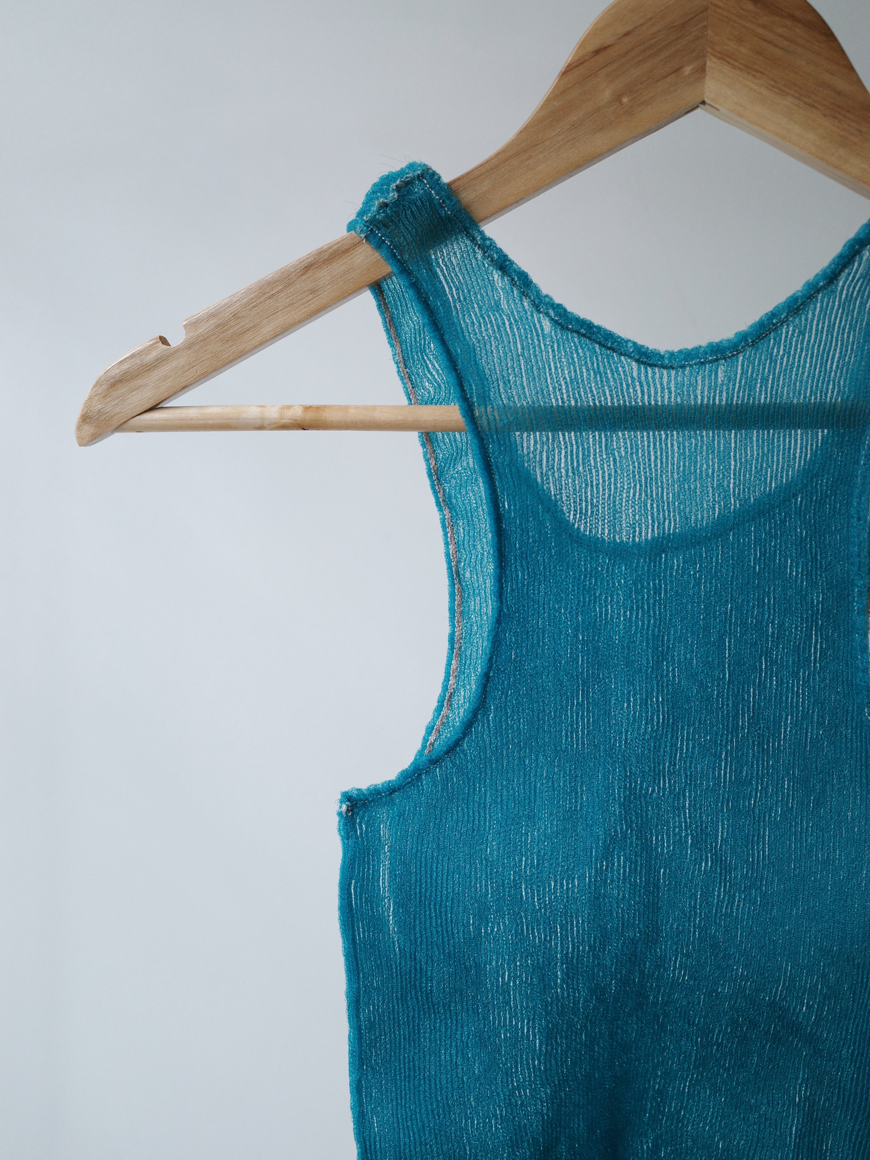 Khans Brice Nguyen Fluid Mesh Tank – WATER