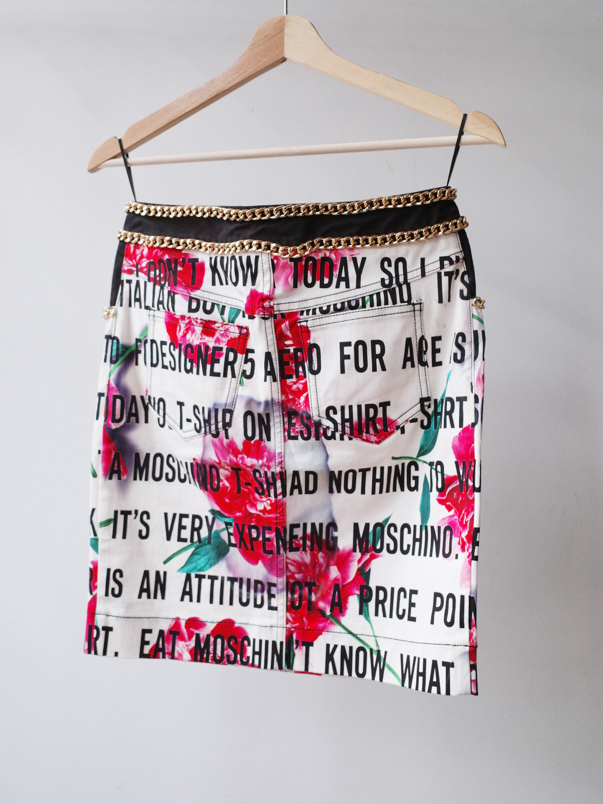 MOSCHINO Couture Text-Print Rose Chain Skirt – FIRE 火