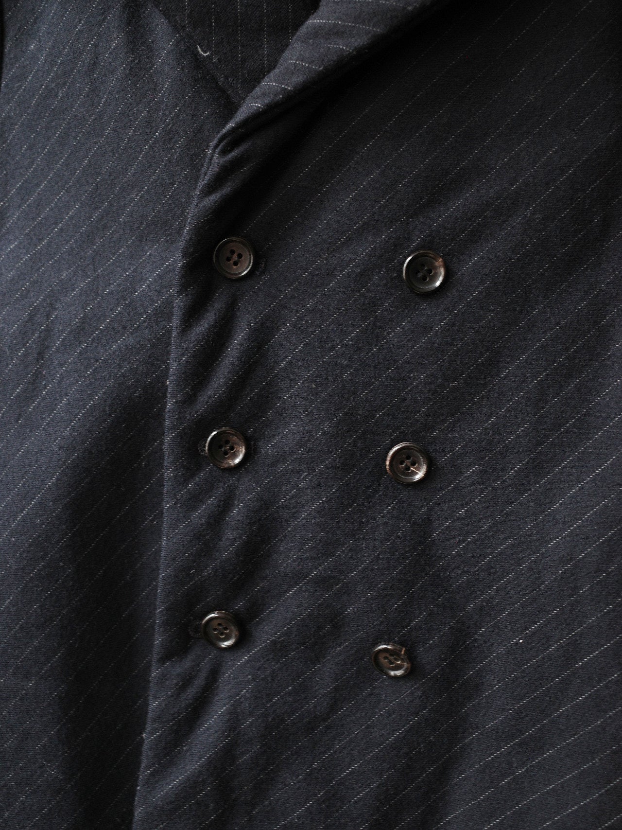 tricot COMME des GARÇONS Navy Pinstripe Padded Jacket – Water 水
