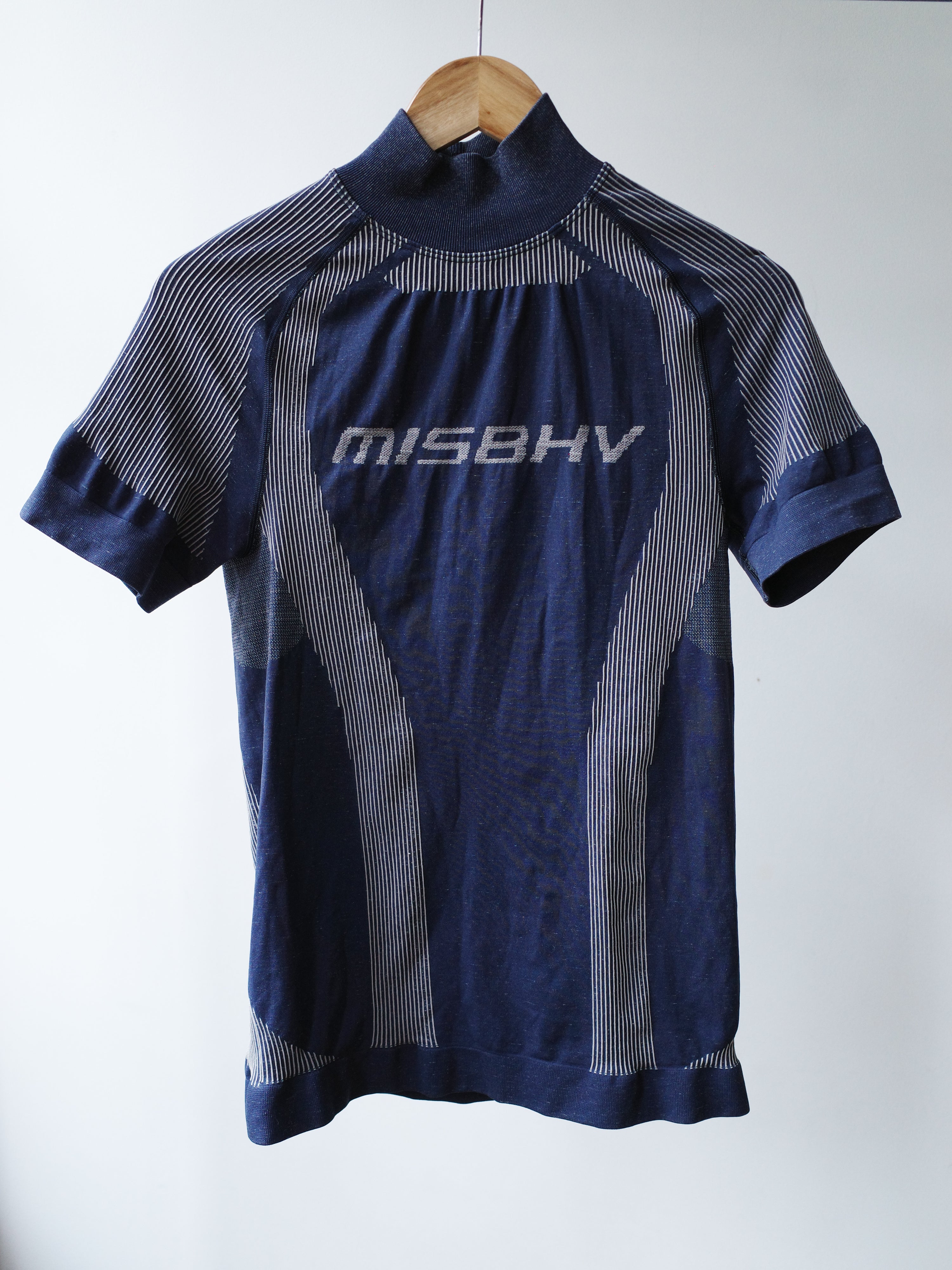 MISBHV Tech Compression Logo Top – METAL