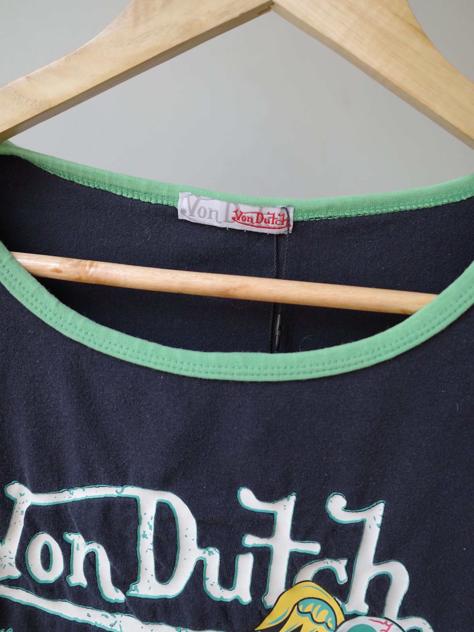 Von Dutch Y2K Kustom Cycles Baby Tee – WOOD 木