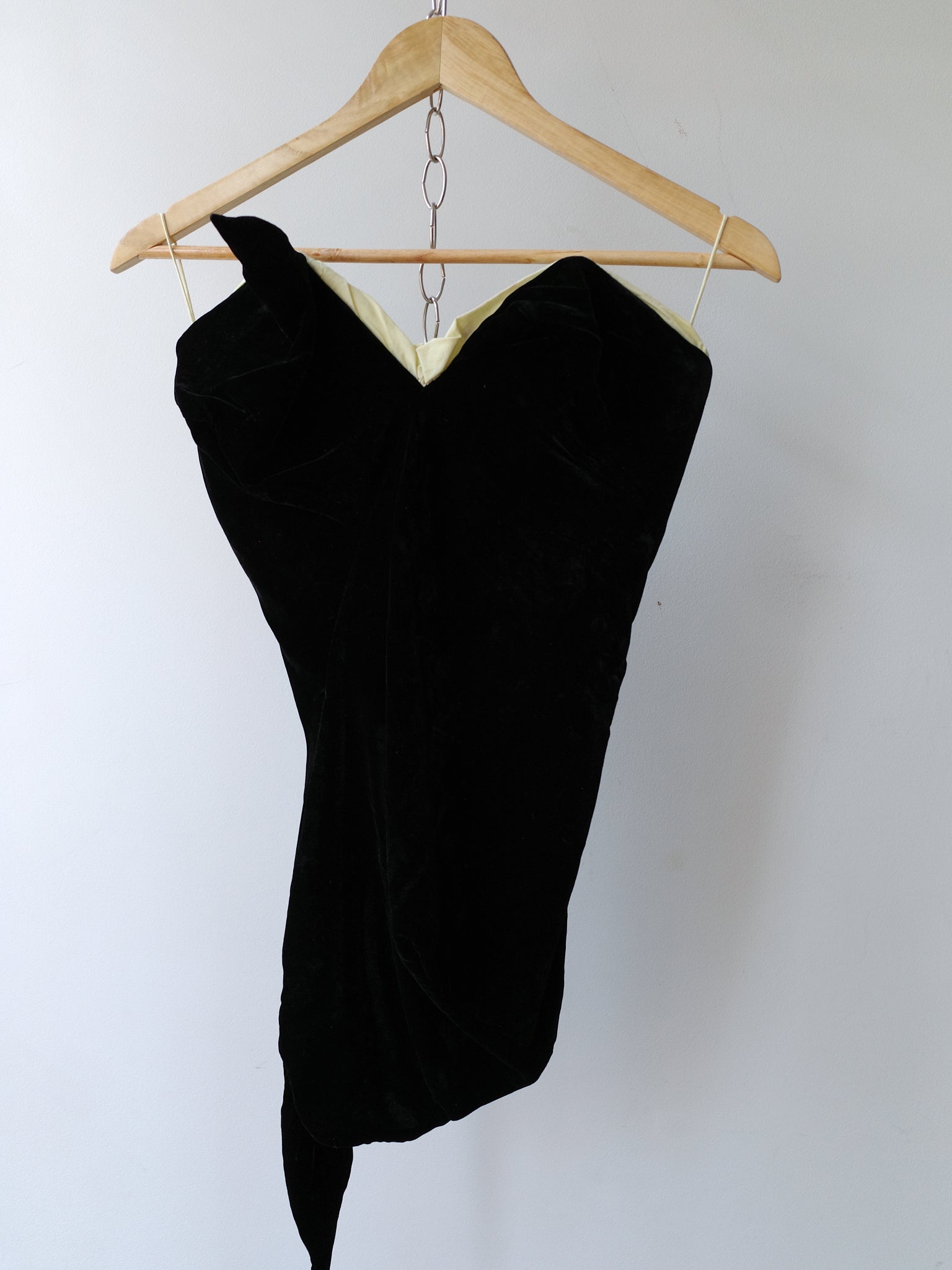 Vivienne Westwood Sculptural Velvet Corset Dress – METAL 金