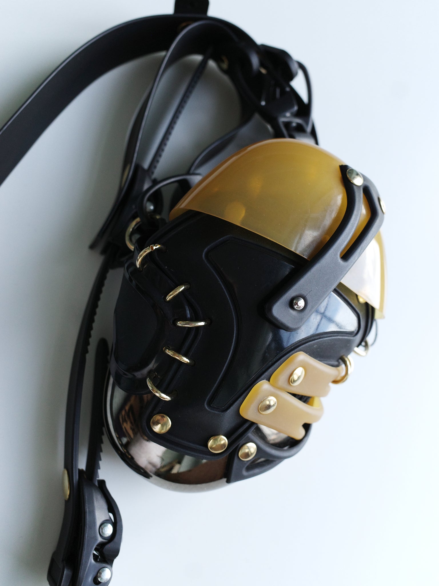 Innerraum Multi-Strap Biomechanical Shell Bag – METAL 金