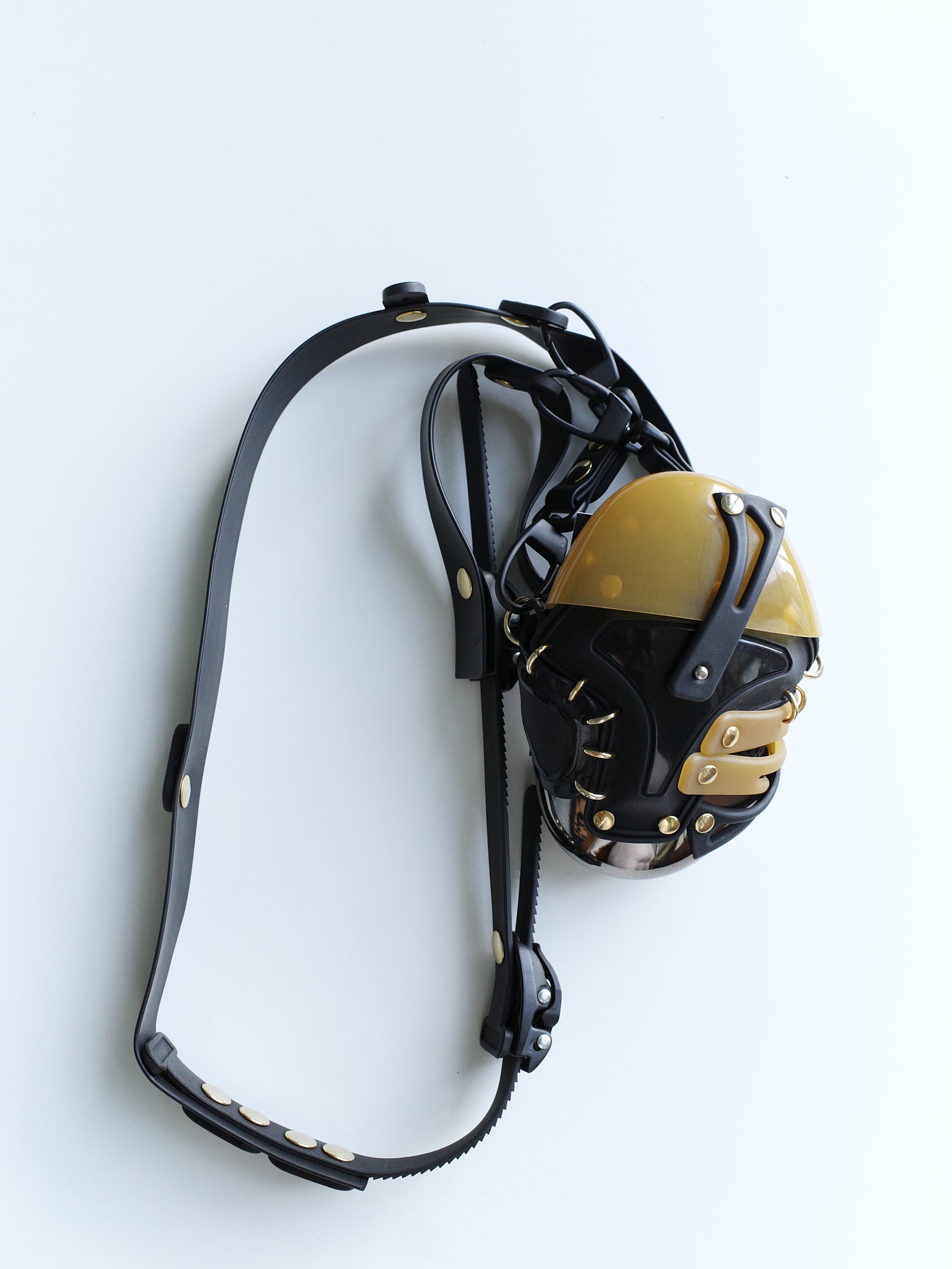 Innerraum Multi-Strap Biomechanical Shell Bag – METAL 金