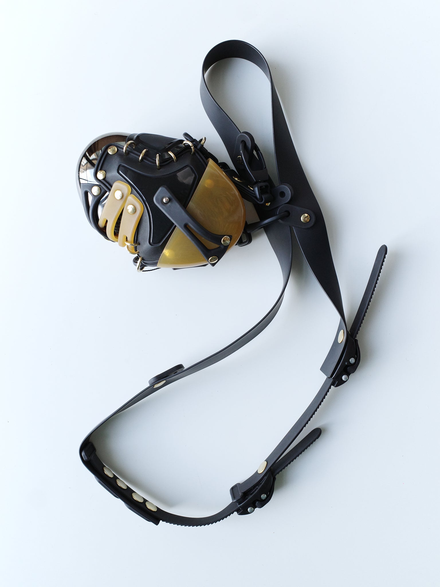 Innerraum Multi-Strap Biomechanical Shell Bag – METAL 金