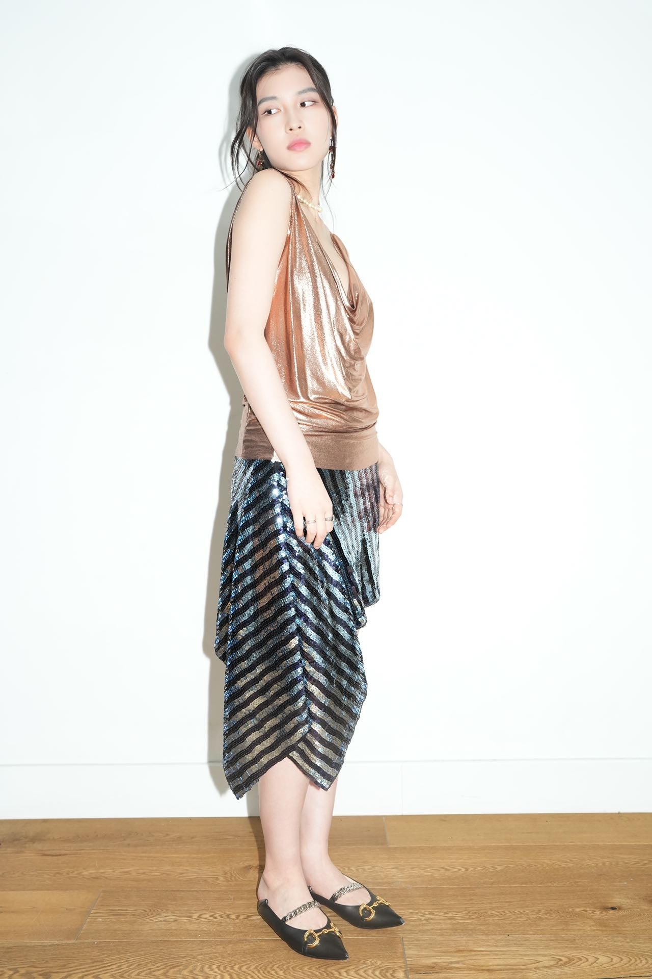 PE99Y YAN9 Asymmetric Sequin Skirt – WATER 水