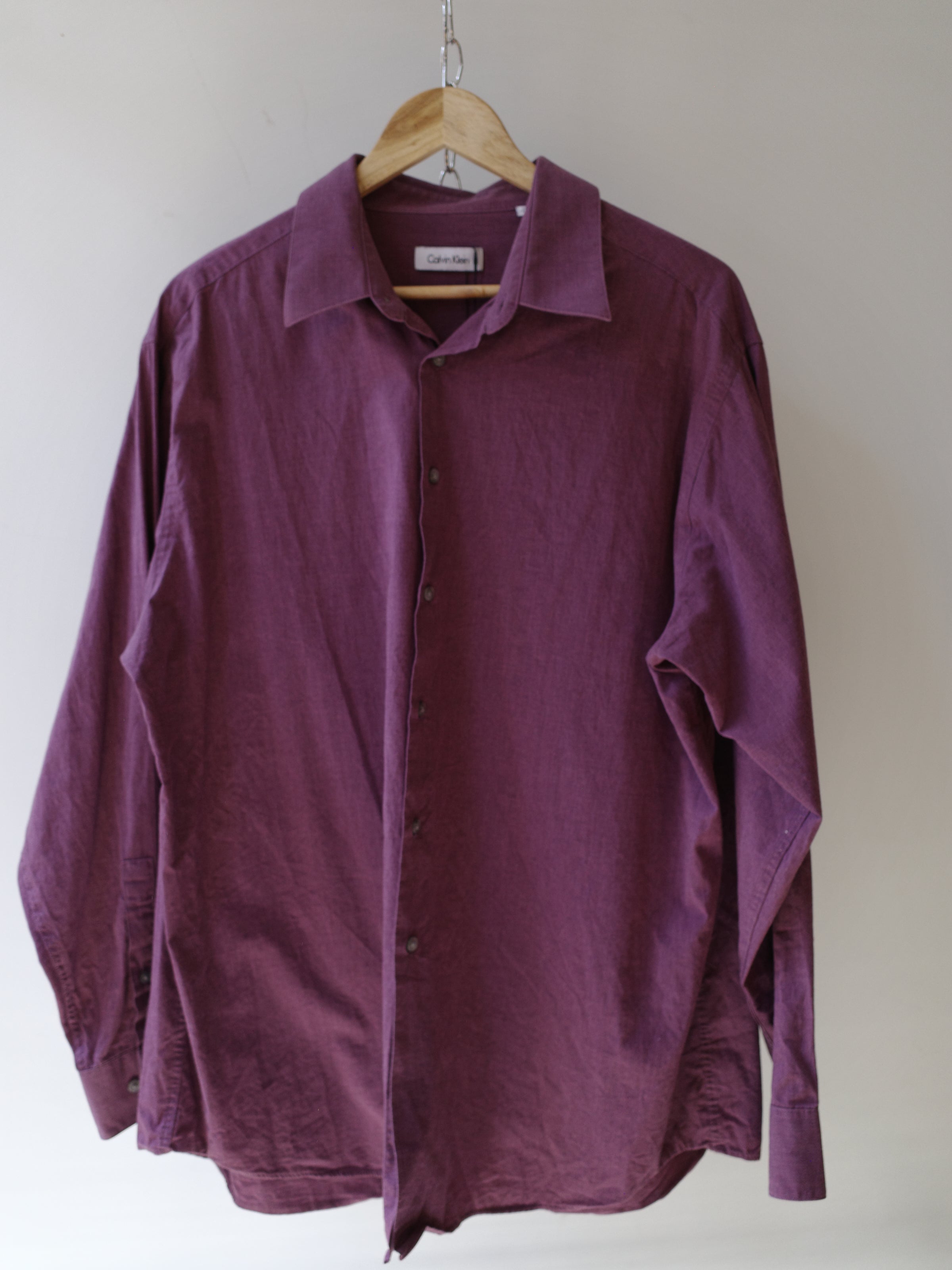 Calvin Klein Modern Minimalist Cotton Shirt – EARTH 土