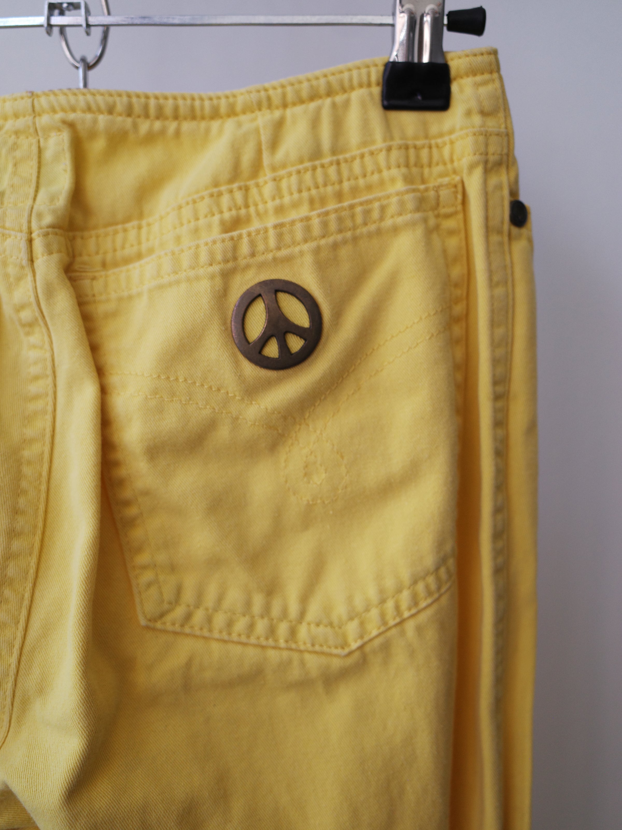 Moschino Jeans Yellow Peace Denim Pants – EARTH 土