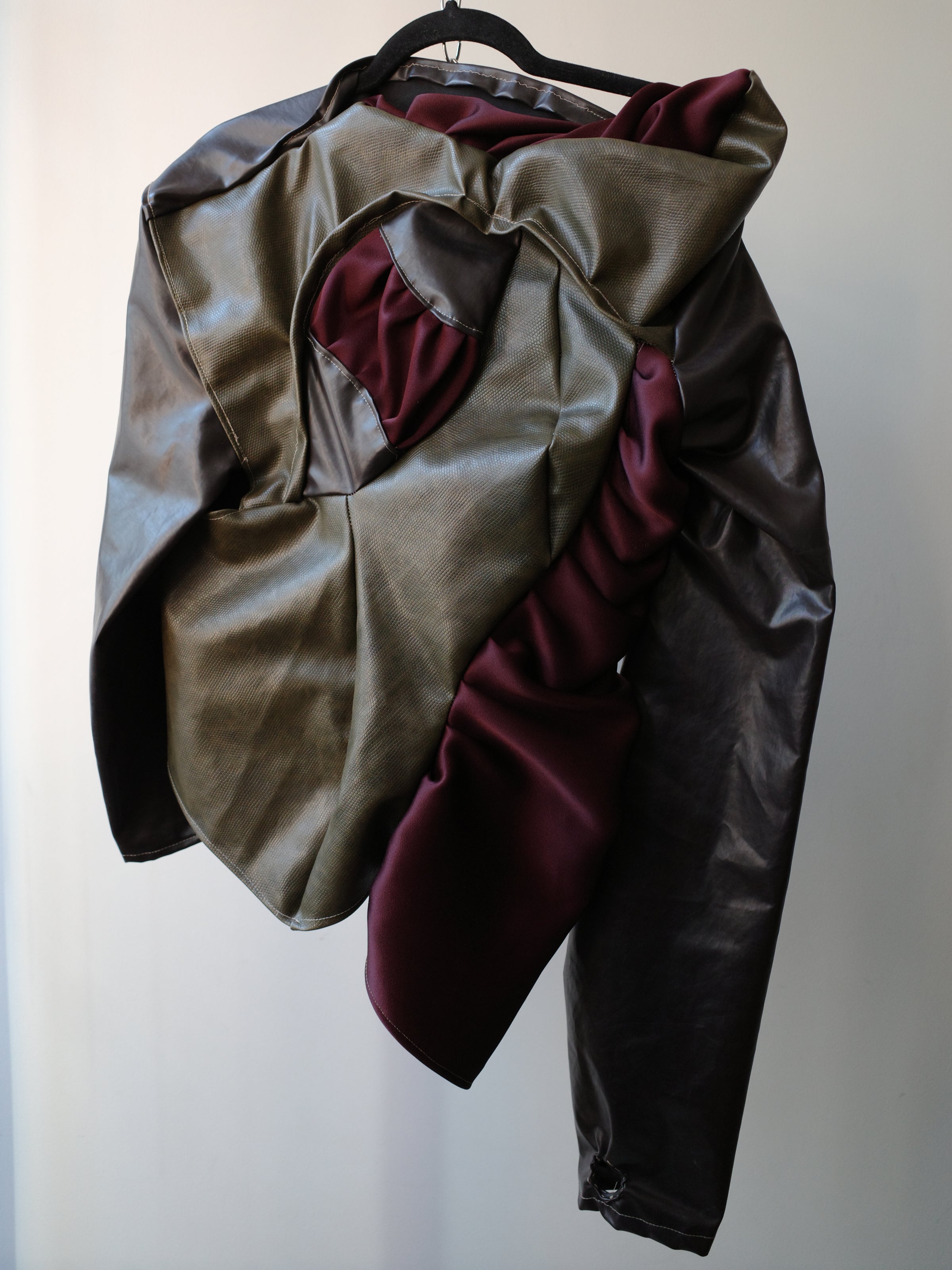 PE99Y YAN9 Iridescent Silk Jersey Hybrid Jumpsuit – METAL 金