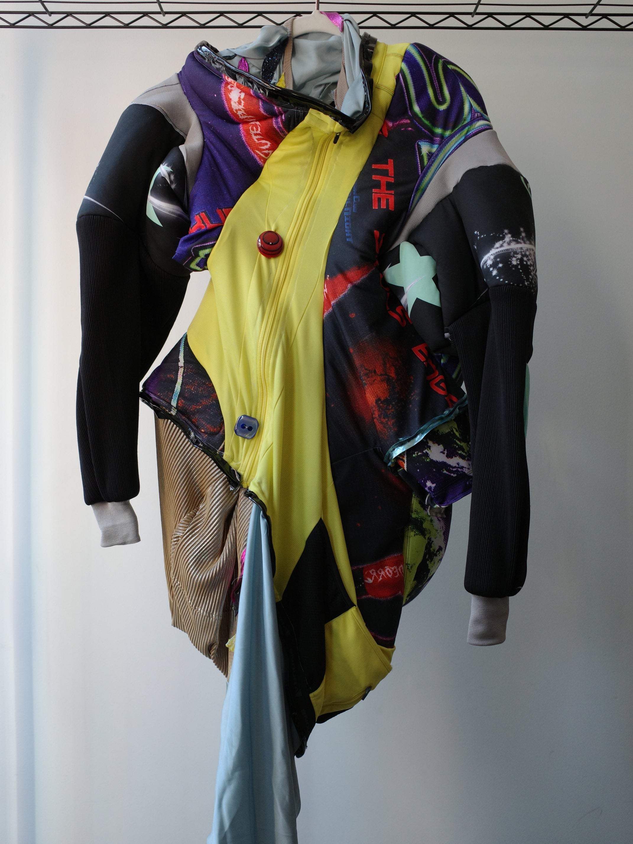 PE99Y YAN9 Reconstructed Dual-Layer Jersey Jacket – EARTH 土