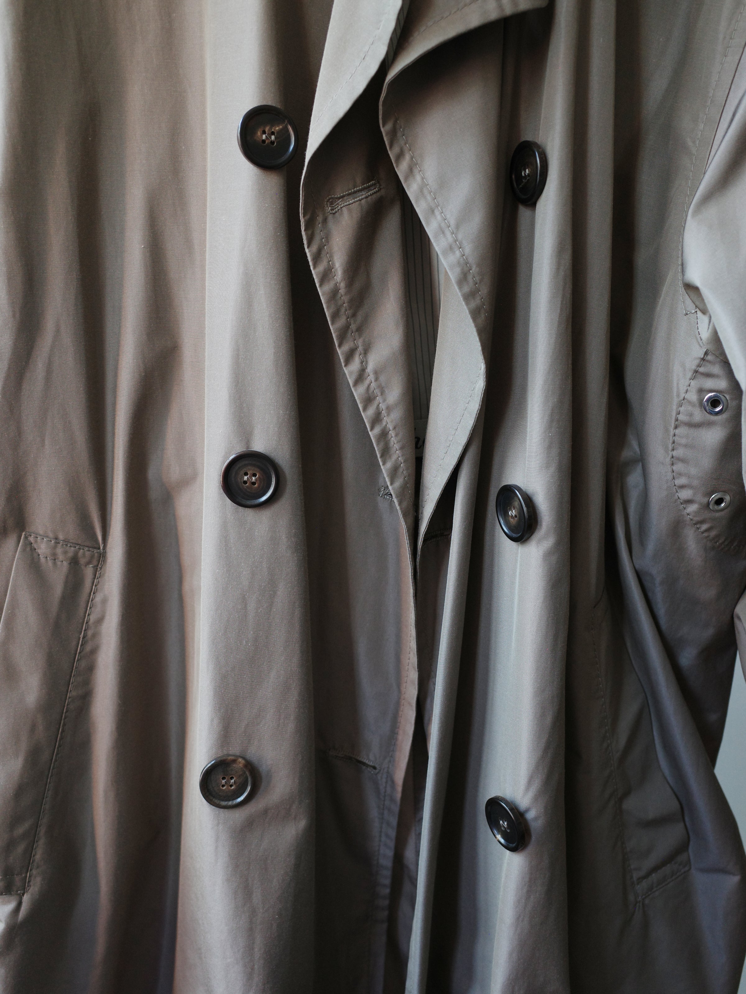 Max Mara The Cube Oversized Trench Coat – EARTH 土