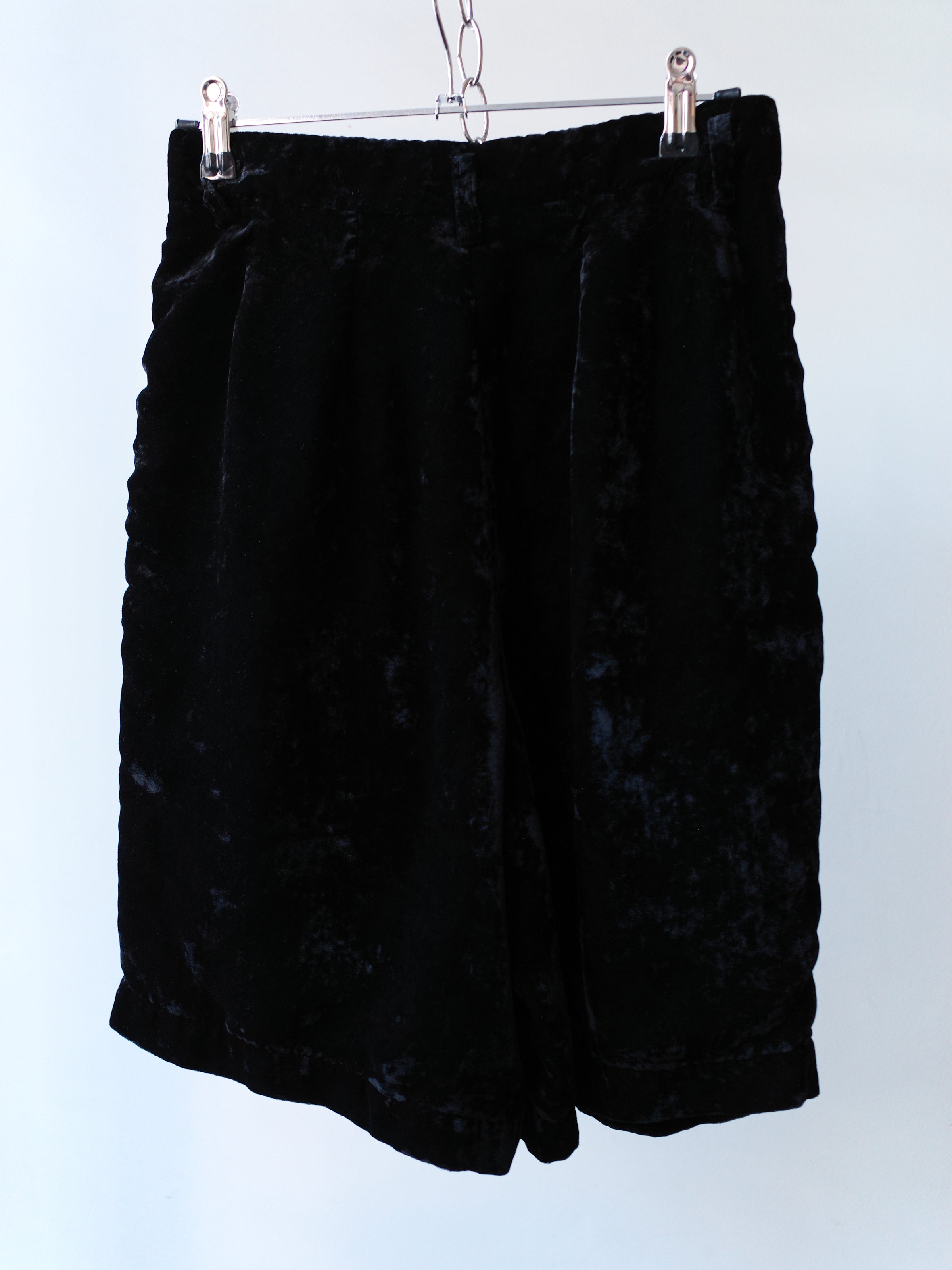 Comme des Garçons Vintage Velvet Shorts – METAL 金