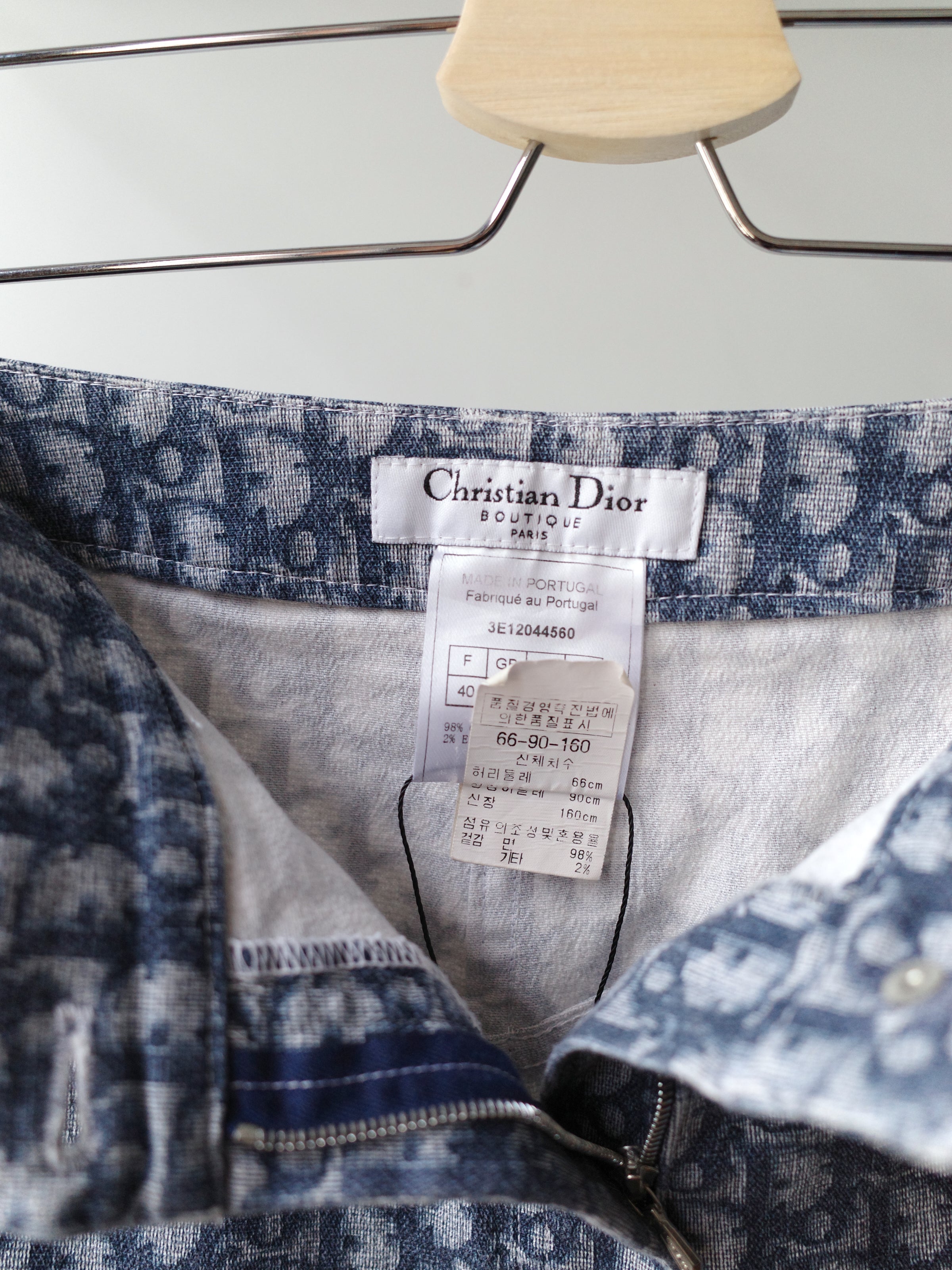 Christian Dior by John Galliano Diorissimo Monogram Capri Pants – EARTH 土