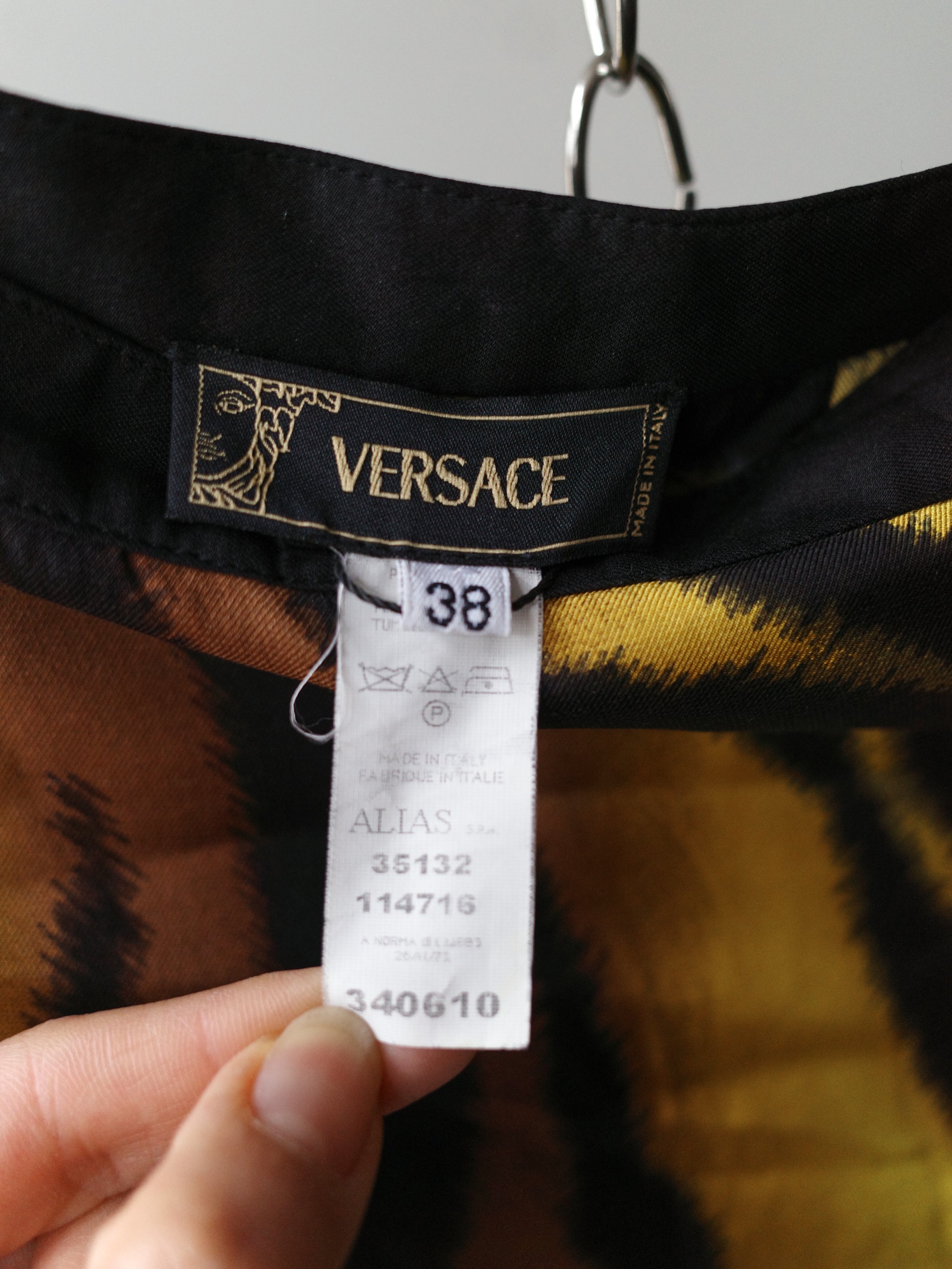 Versace Fall/Winter 2004 Runway Tiger-Print Mini Skirt – FIRE 火