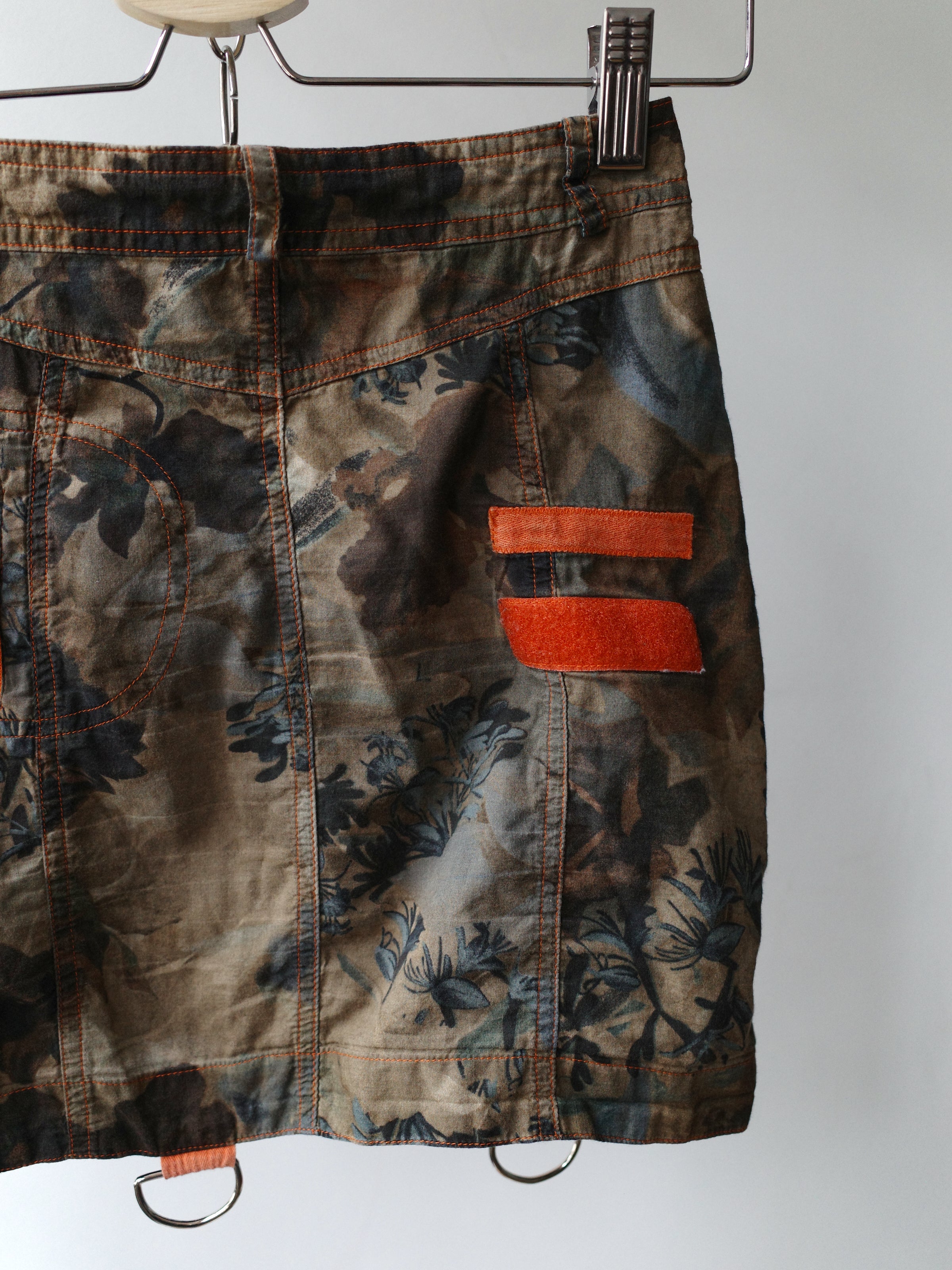 Christian Dior by John Galliano Camouflage Mini Skirt – EARTH 土