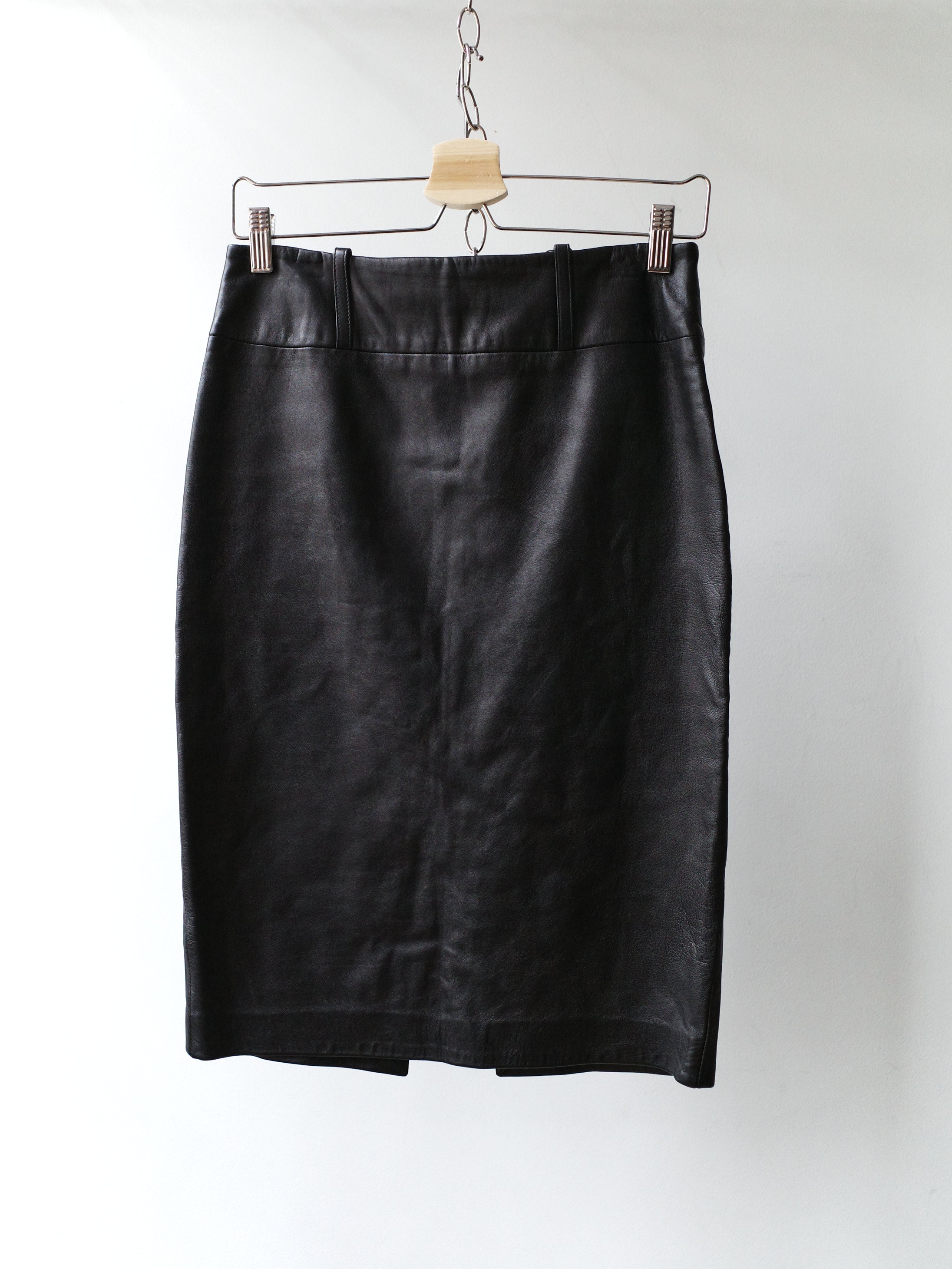 D&G Black Leather Pencil Skirt – METAL 金