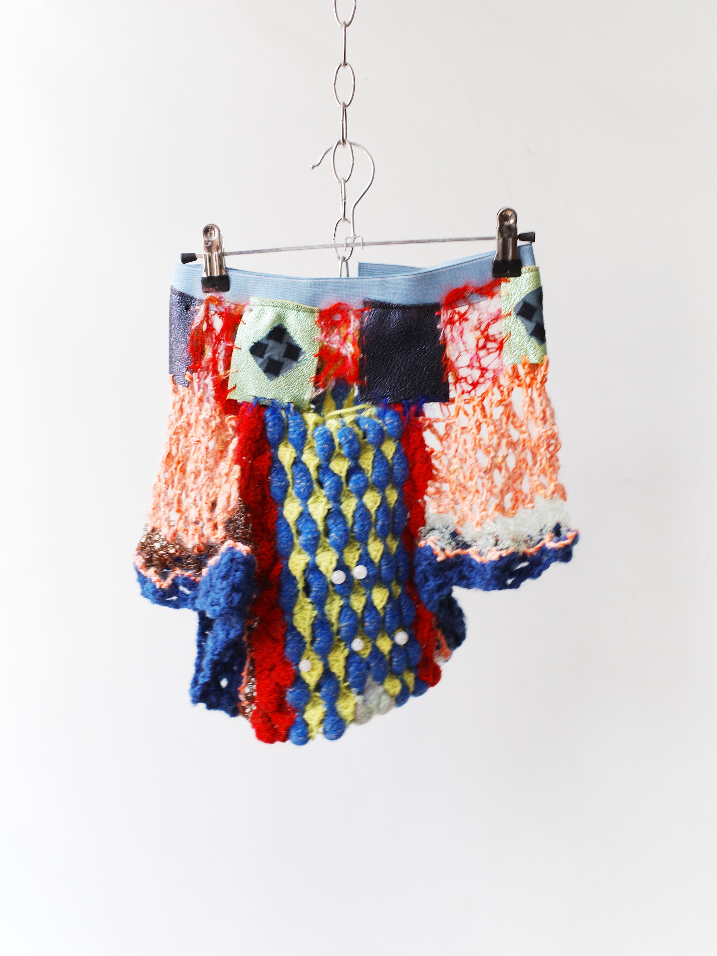 PE99Y YAN9 Equestrian-Inspired Hand-Crocheted Hybrid Shorts – EARTH 土