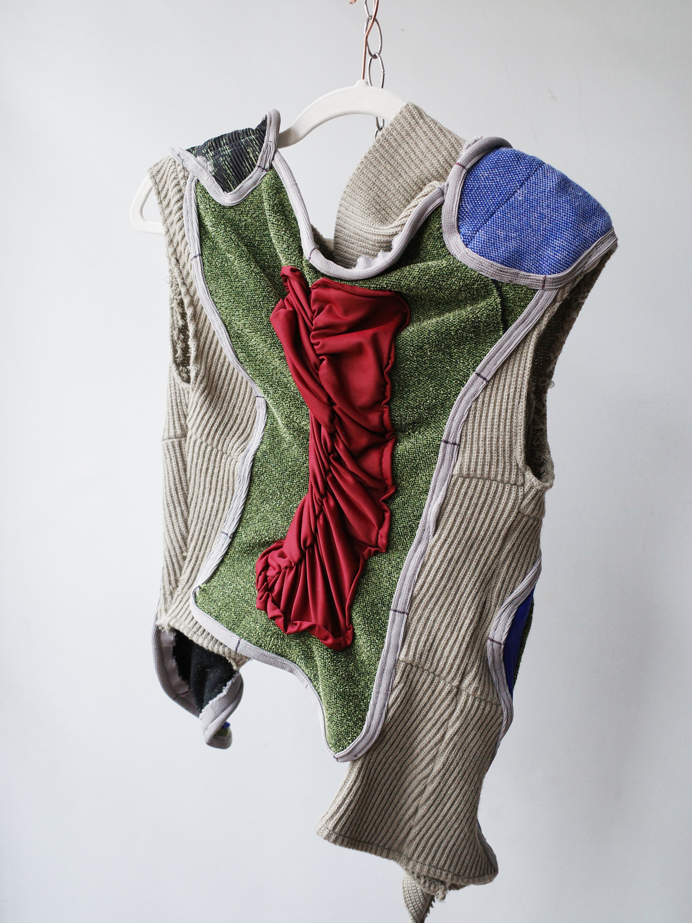 PE99Y YAN9 Patchwork Jersey Vest – EARTH 土