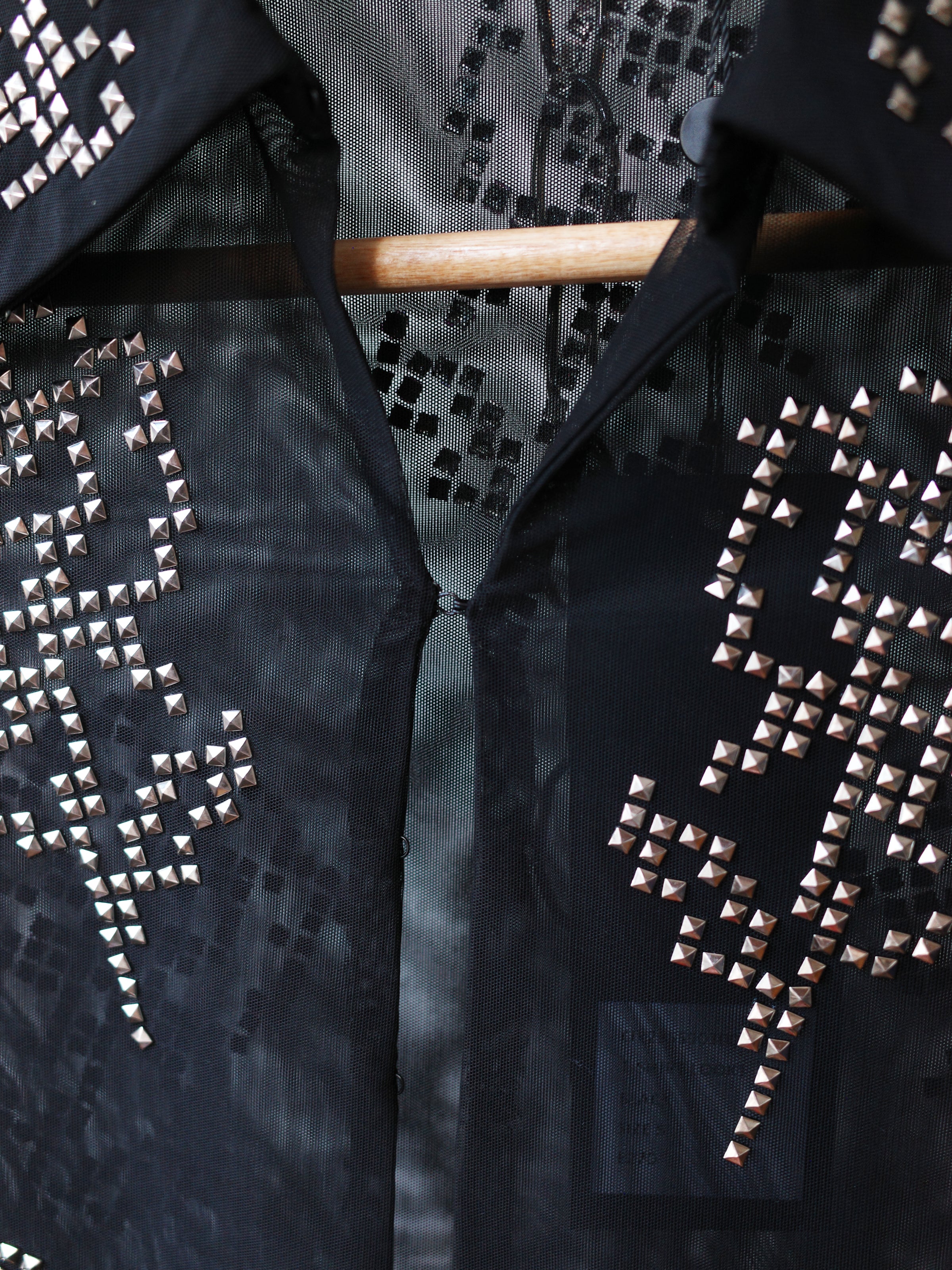 OVER RANGE Rose Studded Mesh Shirt – METAL 金