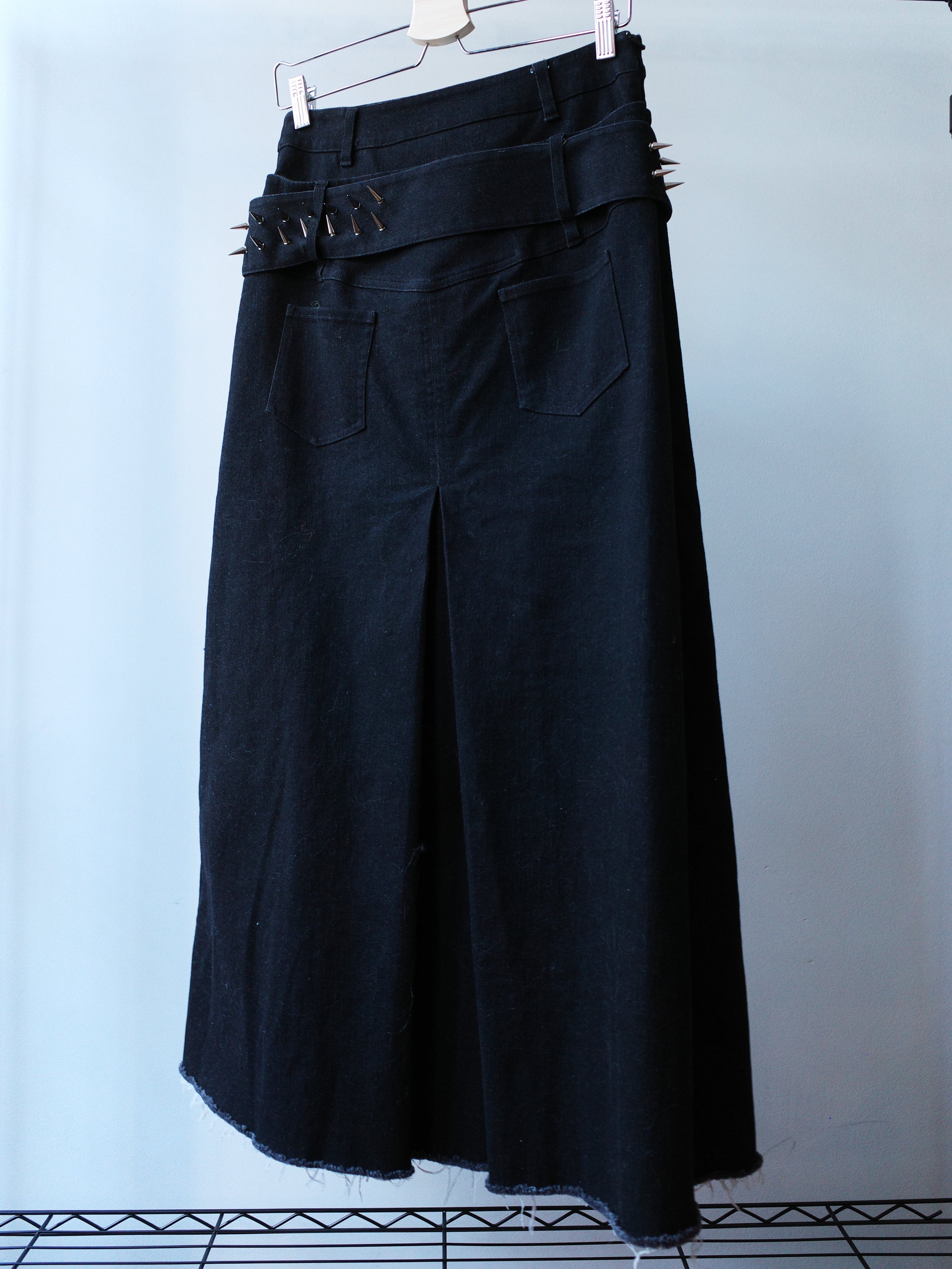Over Range Studded Denim Pleated Skirt – METAL 金